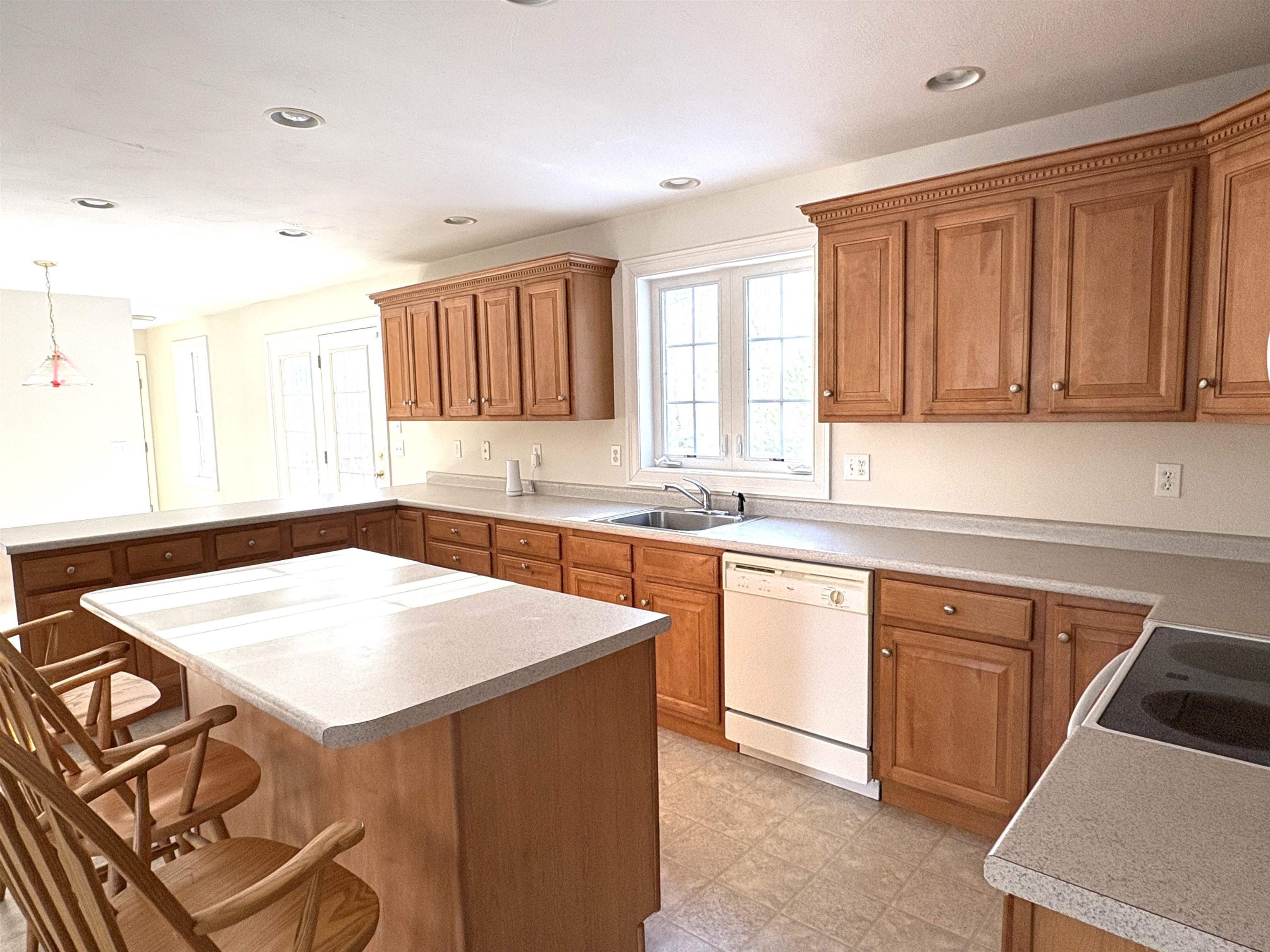 23 Sundeen Parkway