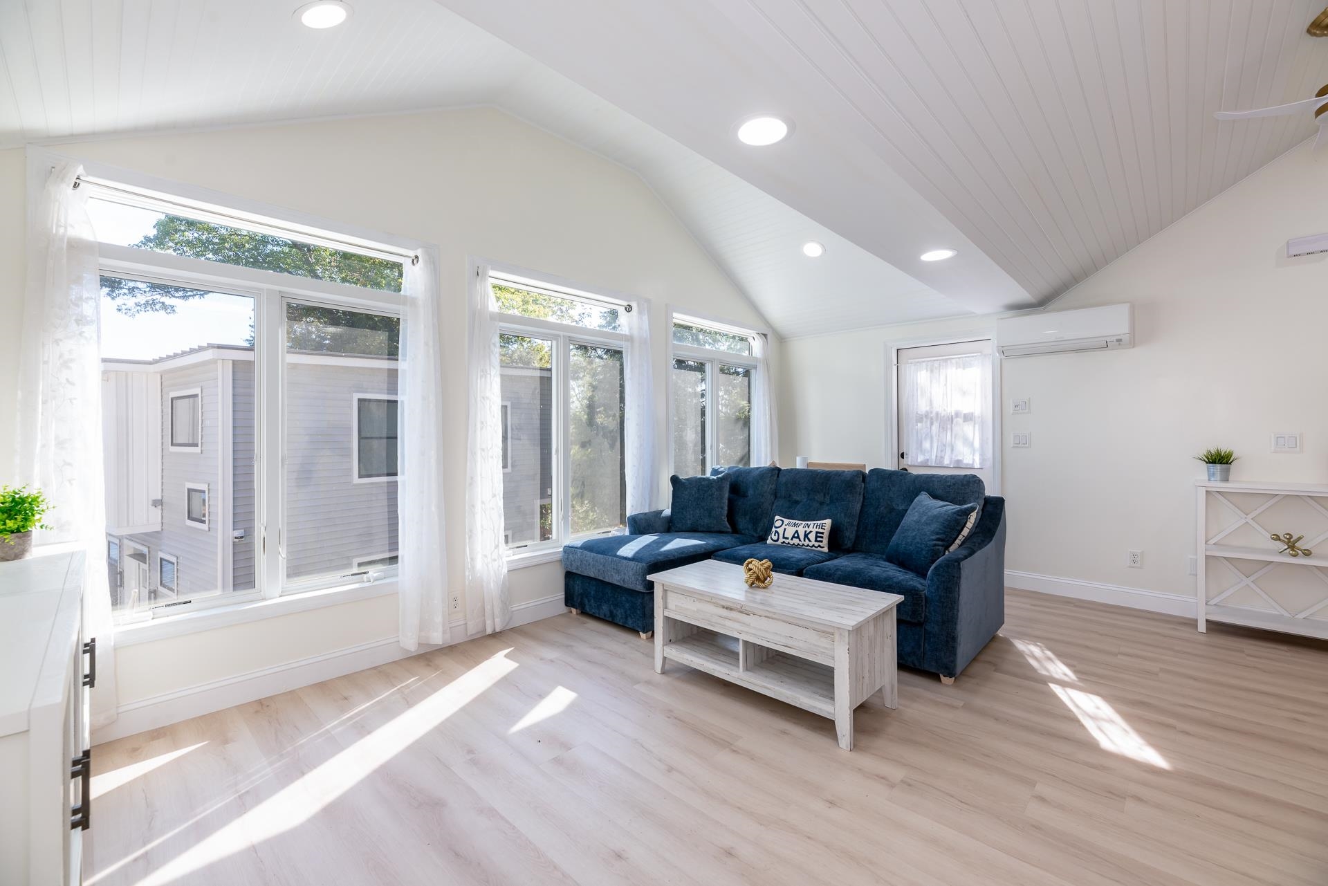 109 Dockham Shore Road Unit: 1