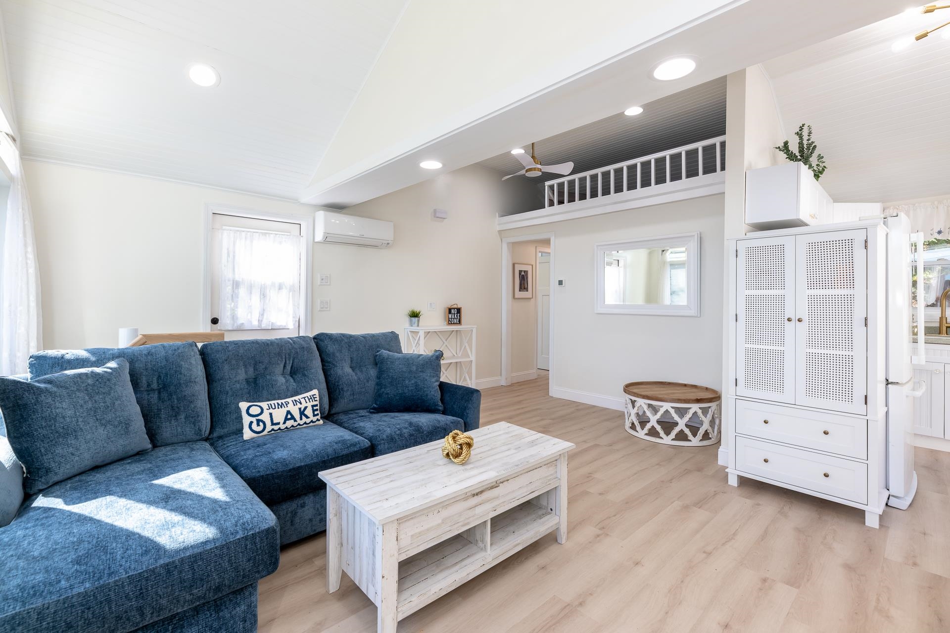 109 Dockham Shore Road Unit: 1