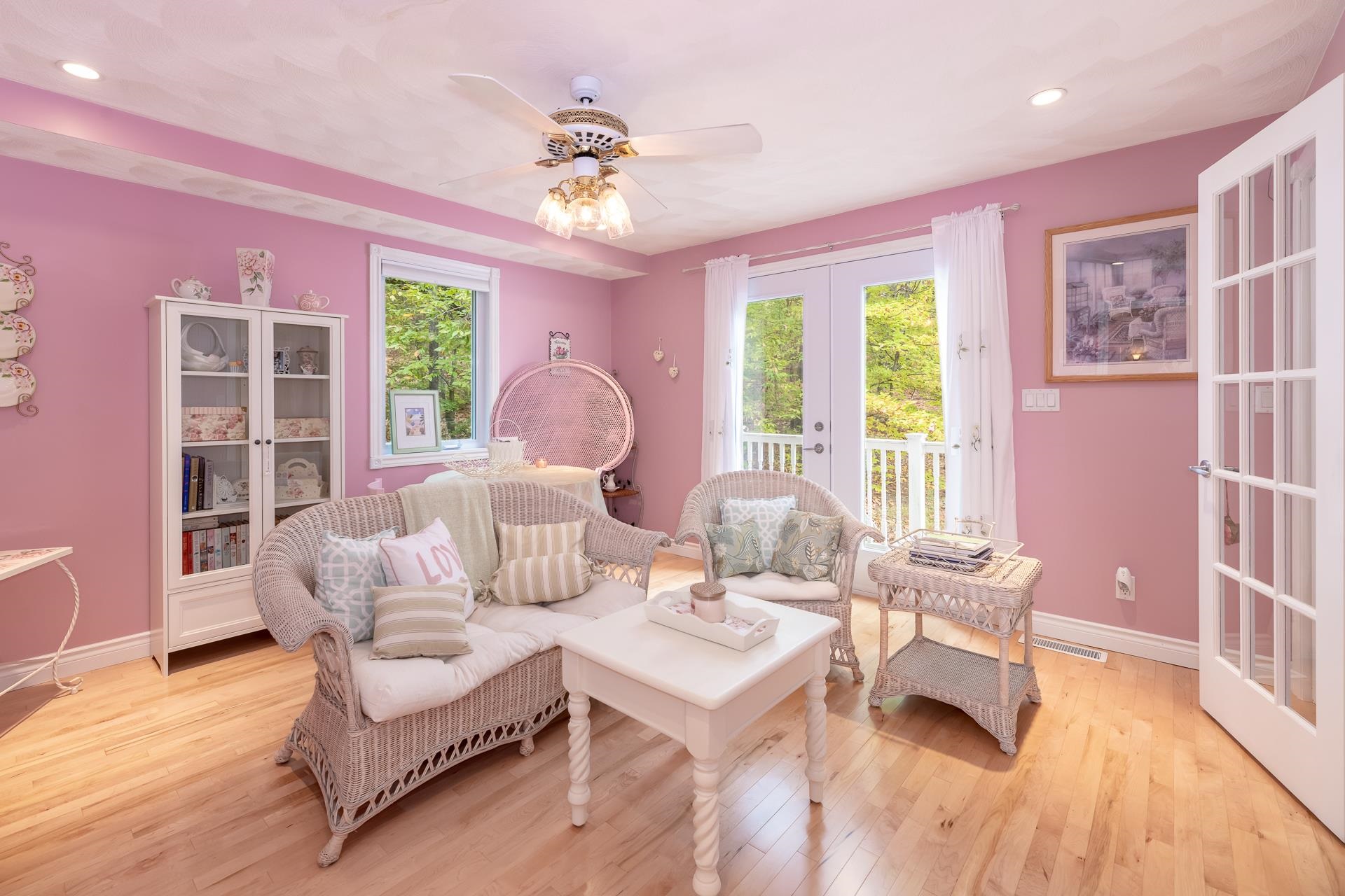 85 Amethyst Hill Road