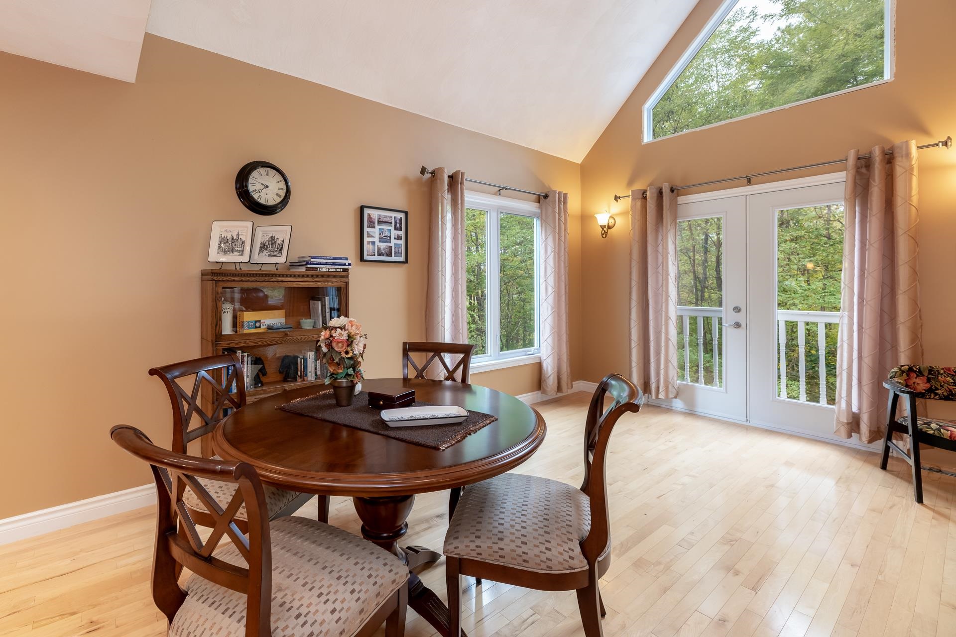 85 Amethyst Hill Road
