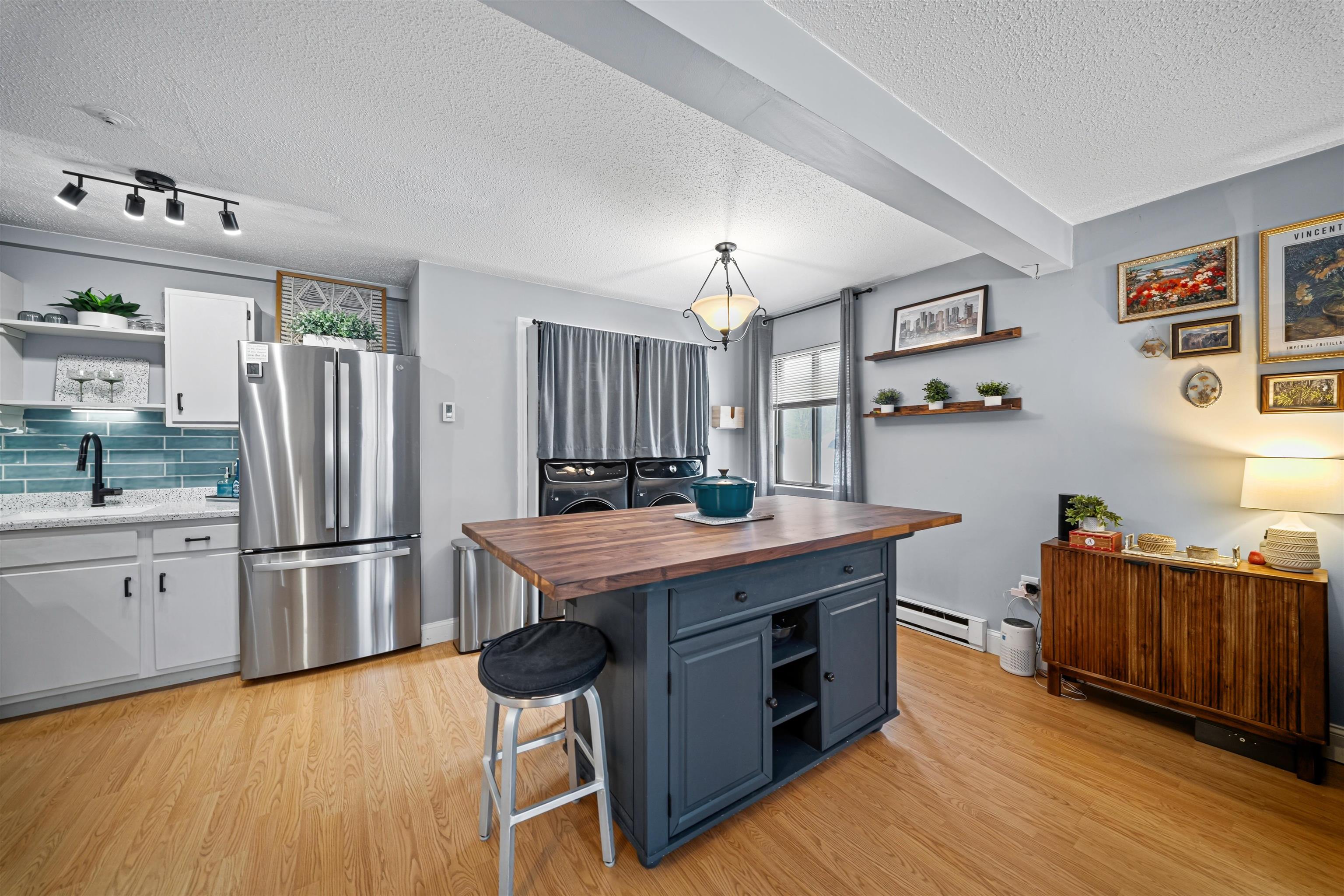 9 Swiftwater Drive Unit: 8