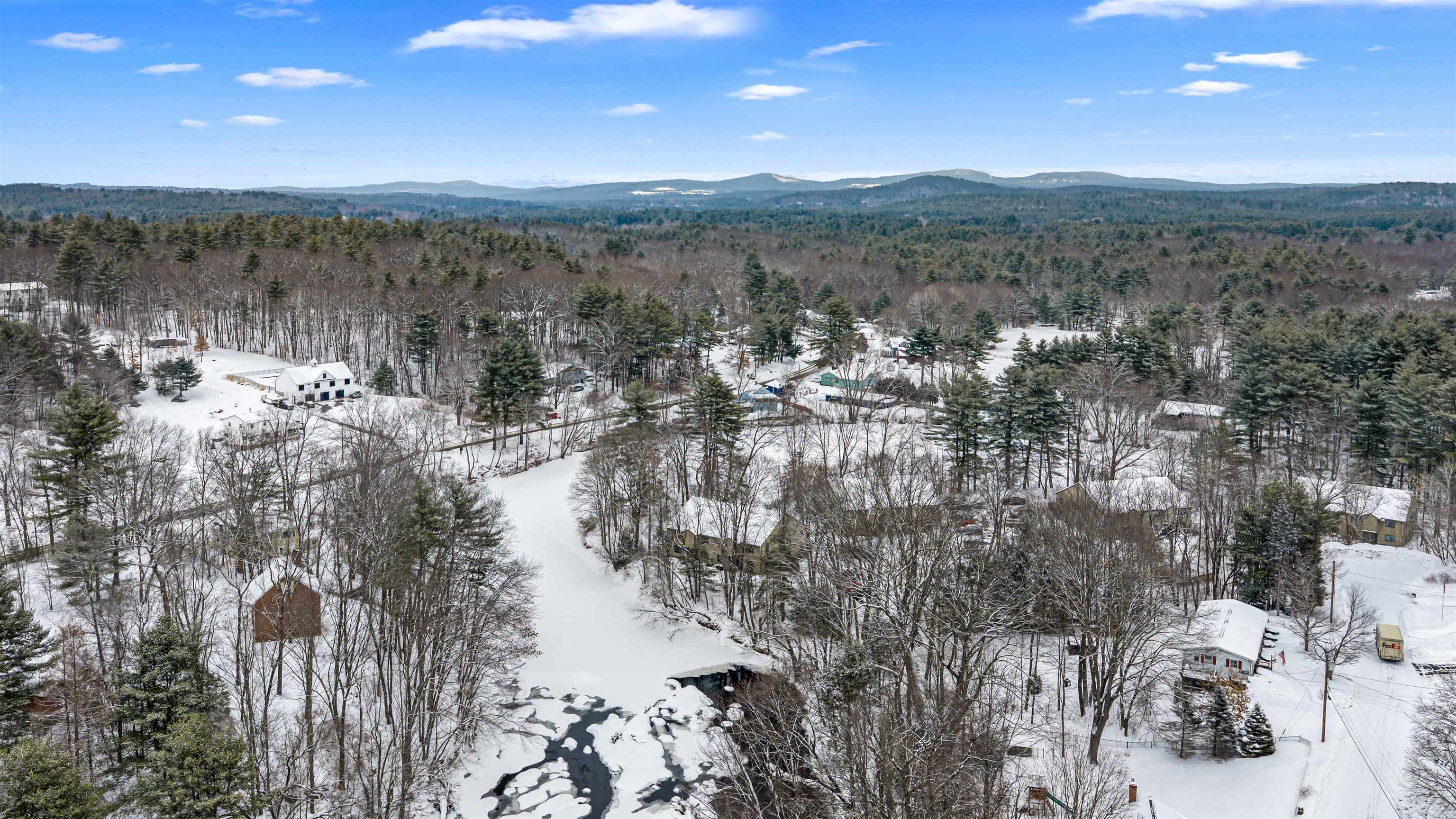 9 Swiftwater Drive Unit: 8