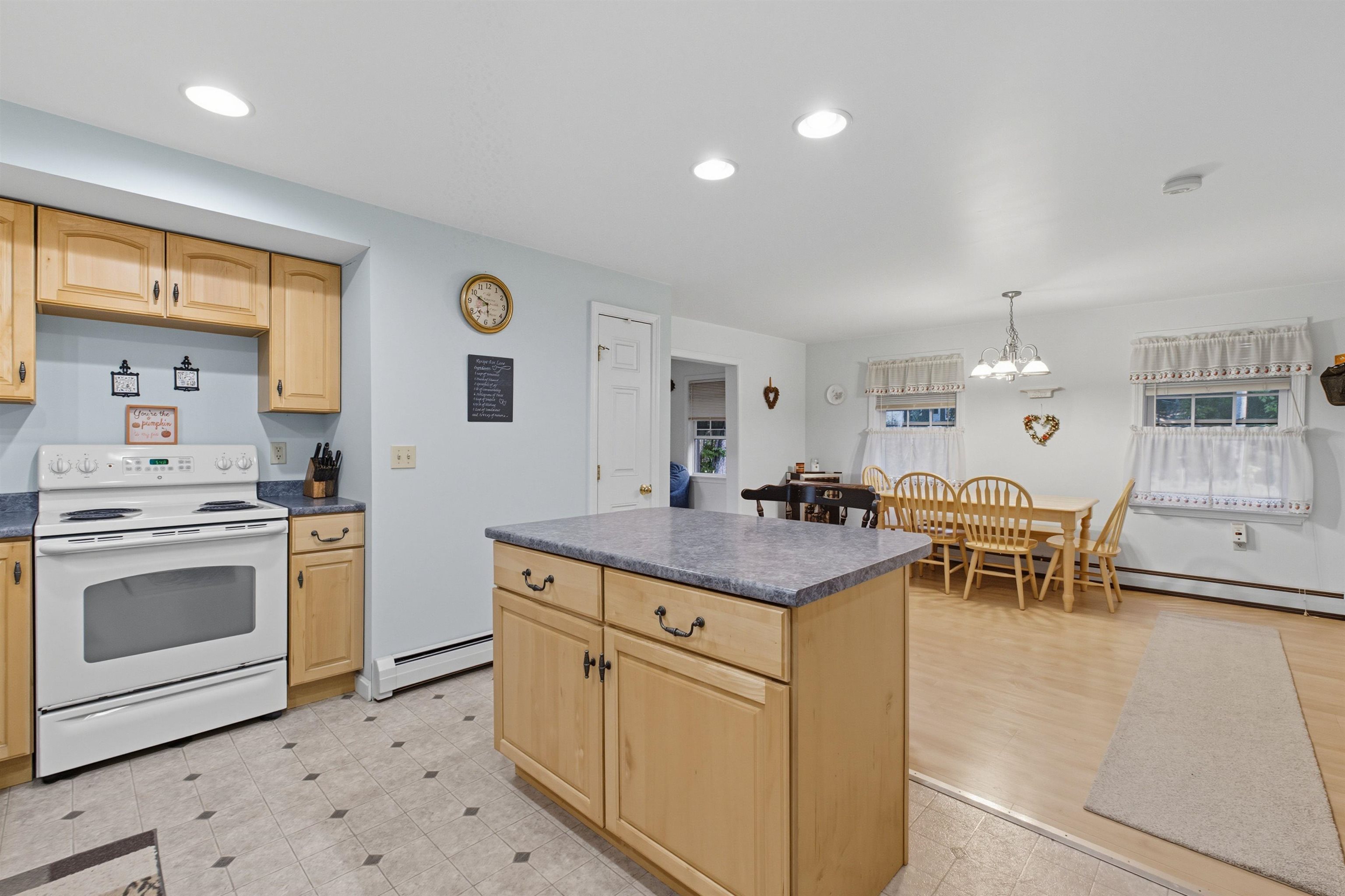 282 Bay Hill Road