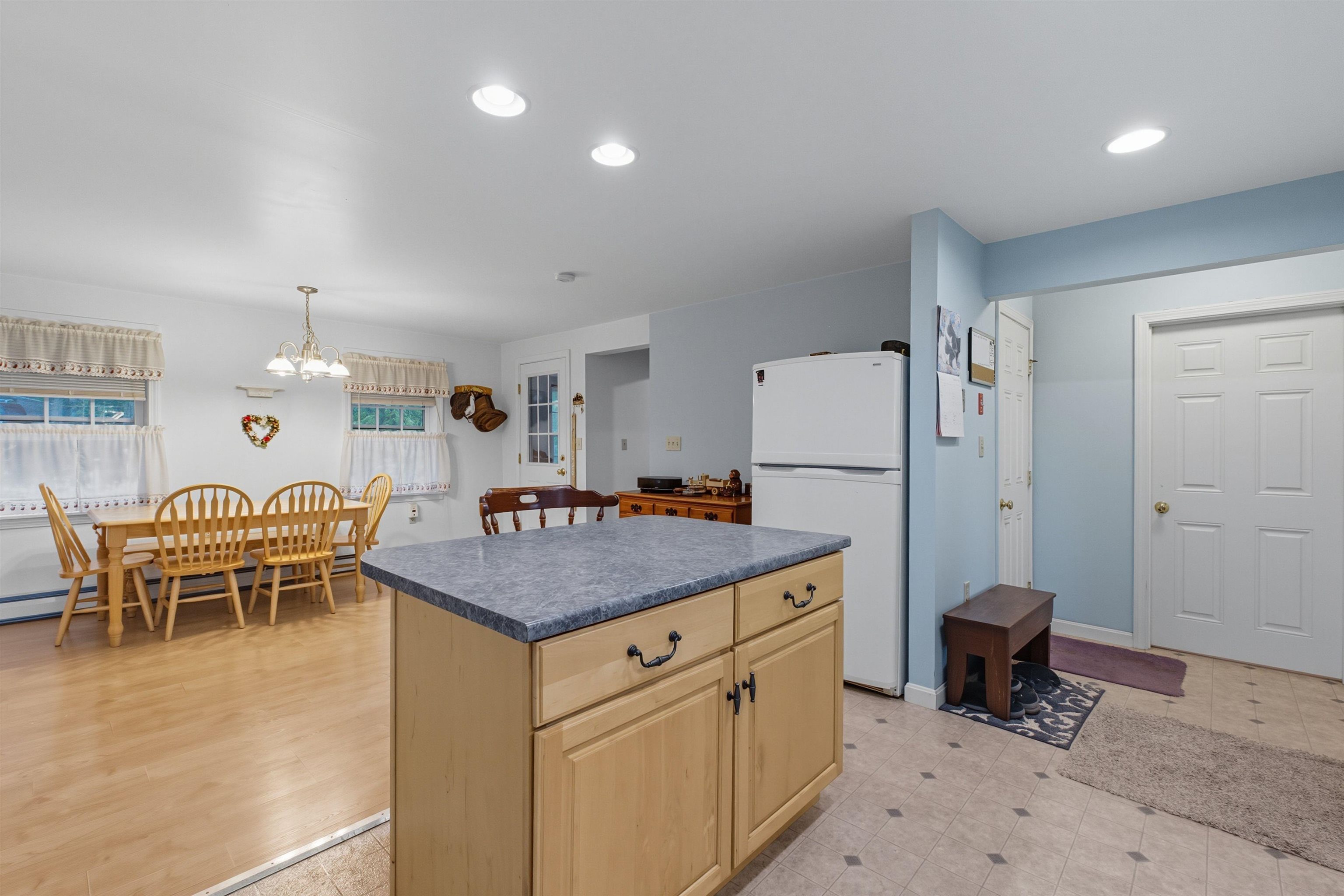 282 Bay Hill Road