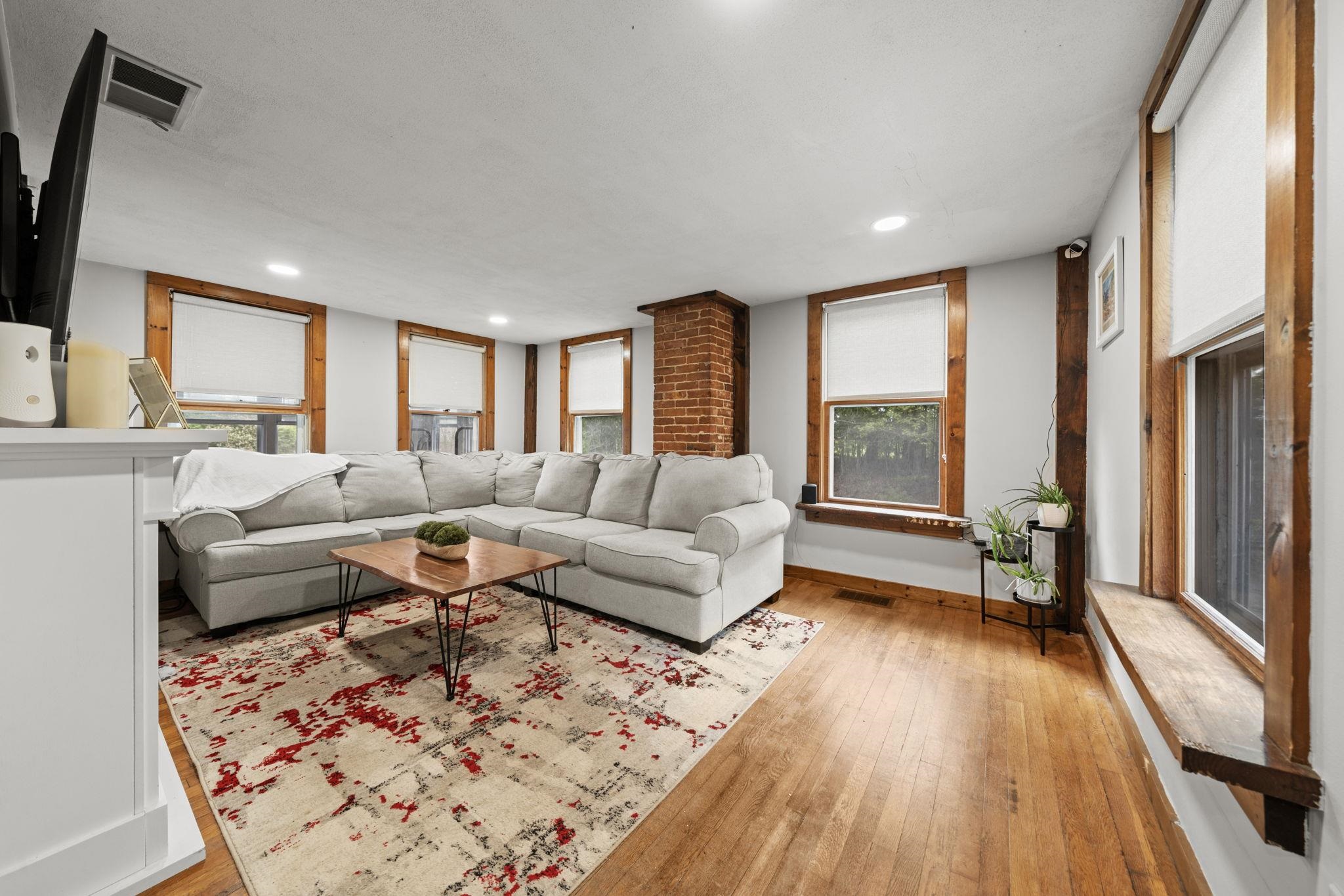 17 Blossom Road