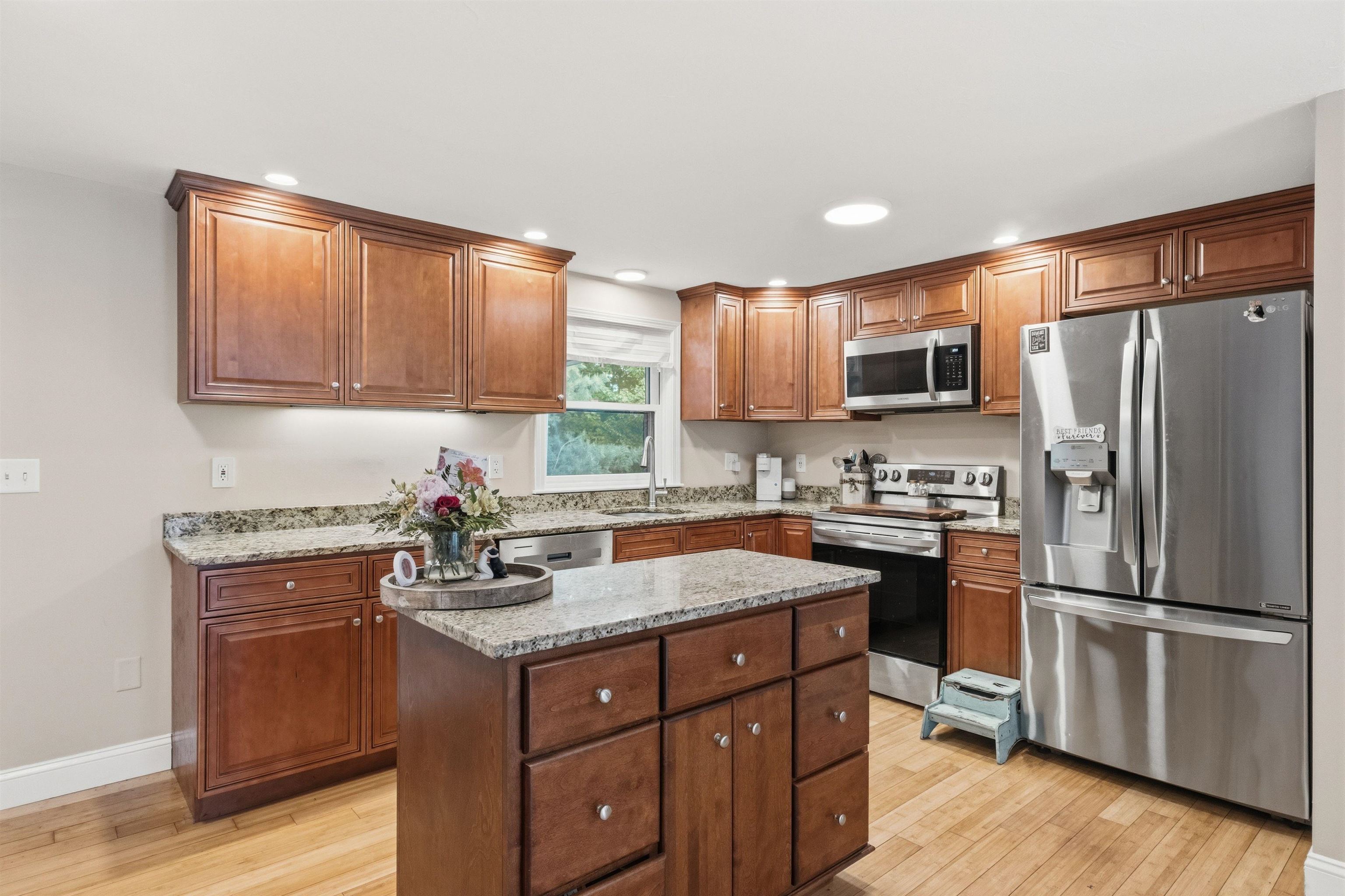 8 Glenridge Road