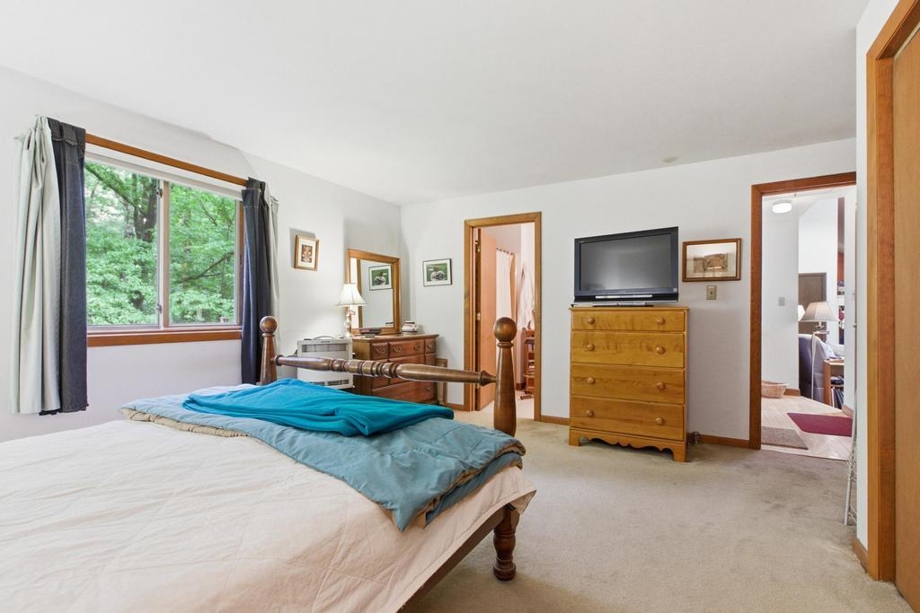 12 Poplar Drive