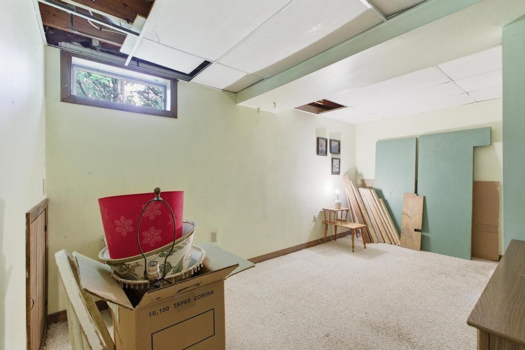 12 Poplar Drive