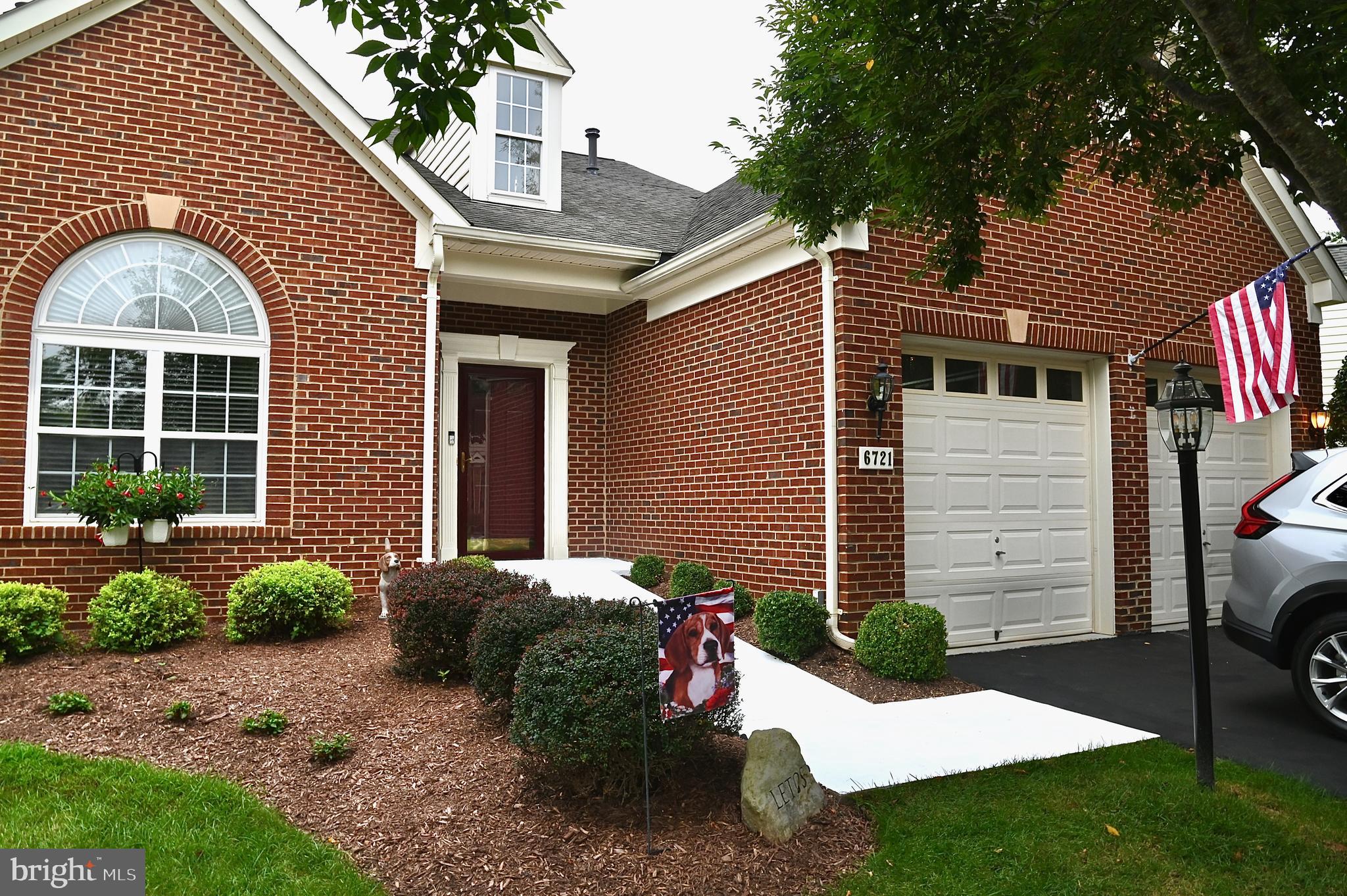 6721 HOLLY FARM LANE