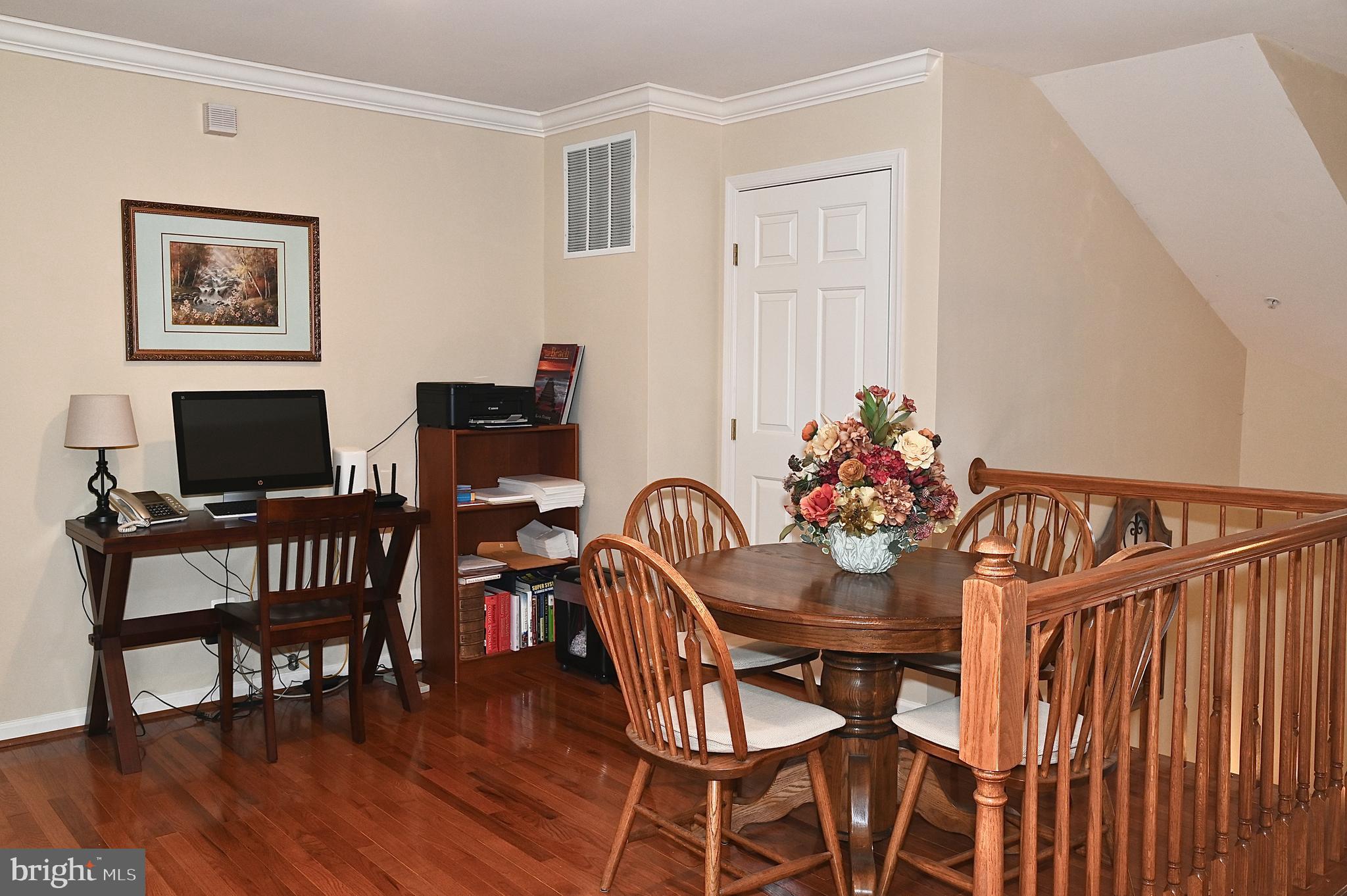 6721 HOLLY FARM LANE