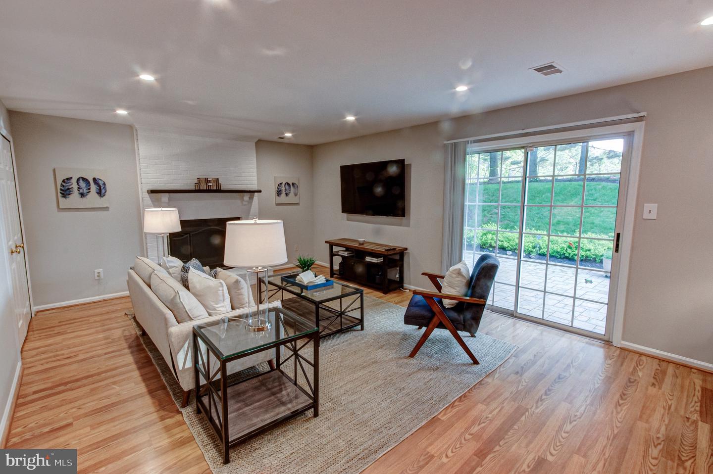 2619 John Milton Dr