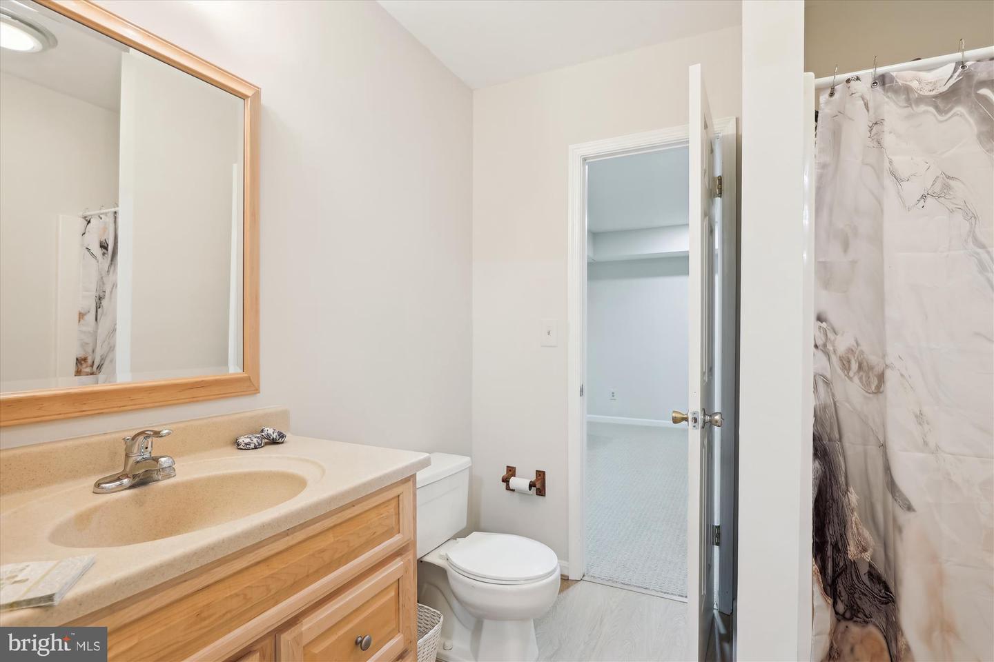 2726 Valestra Cir