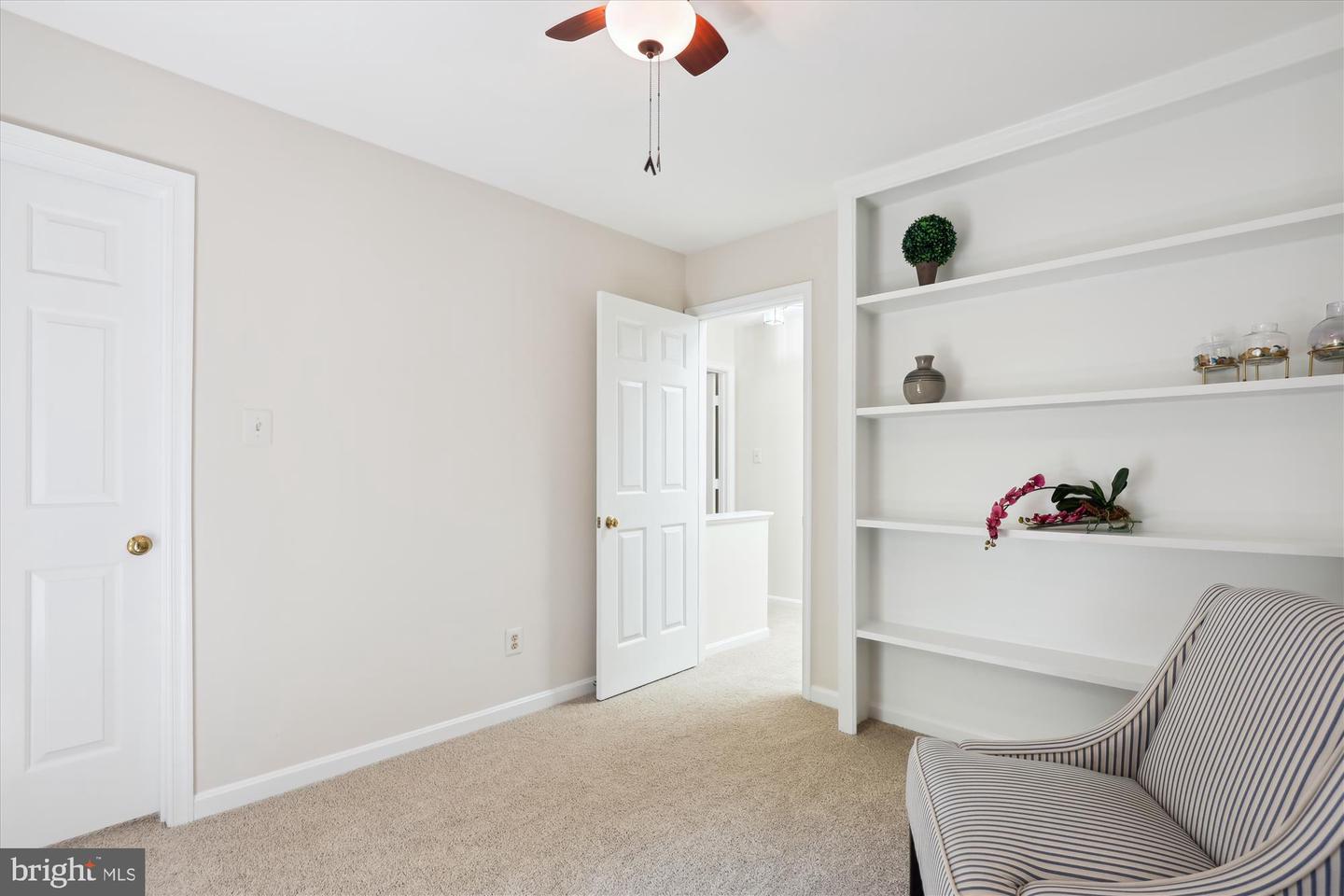 2726 Valestra Cir