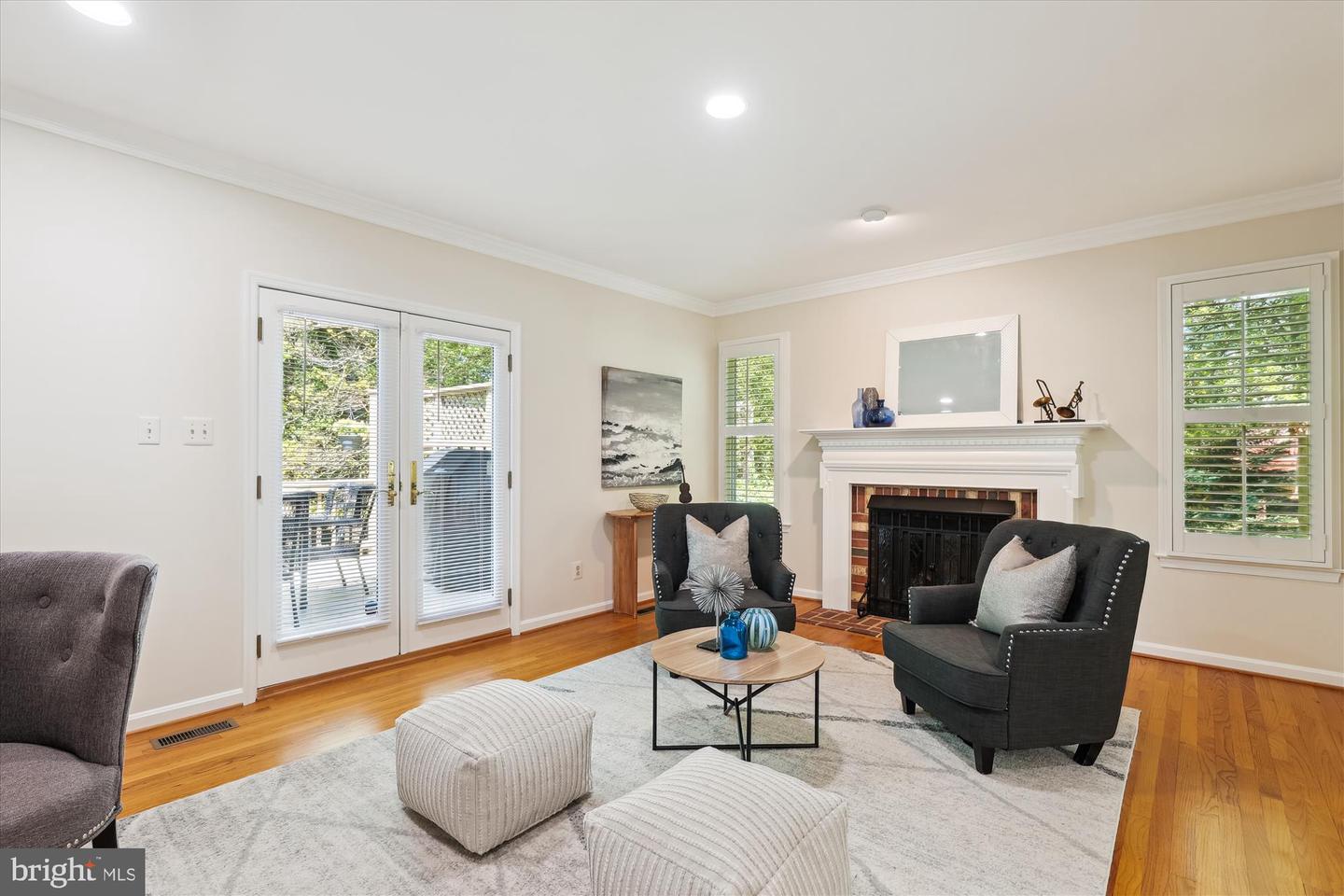 2726 Valestra Cir