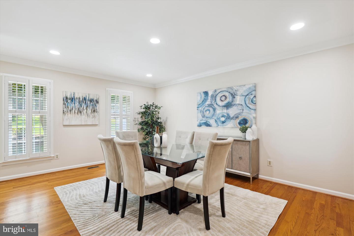 2726 Valestra Cir