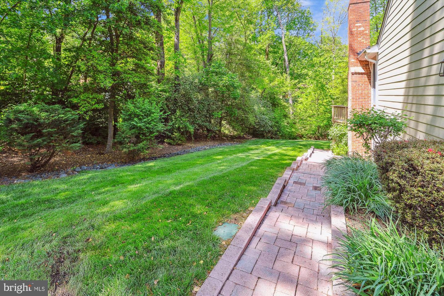 2726 Valestra Cir