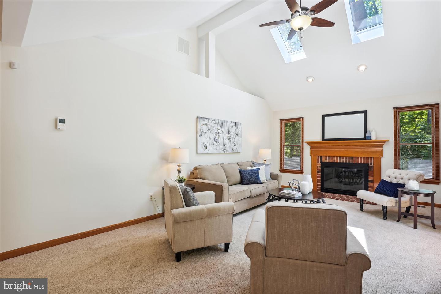 2726 Valestra Cir