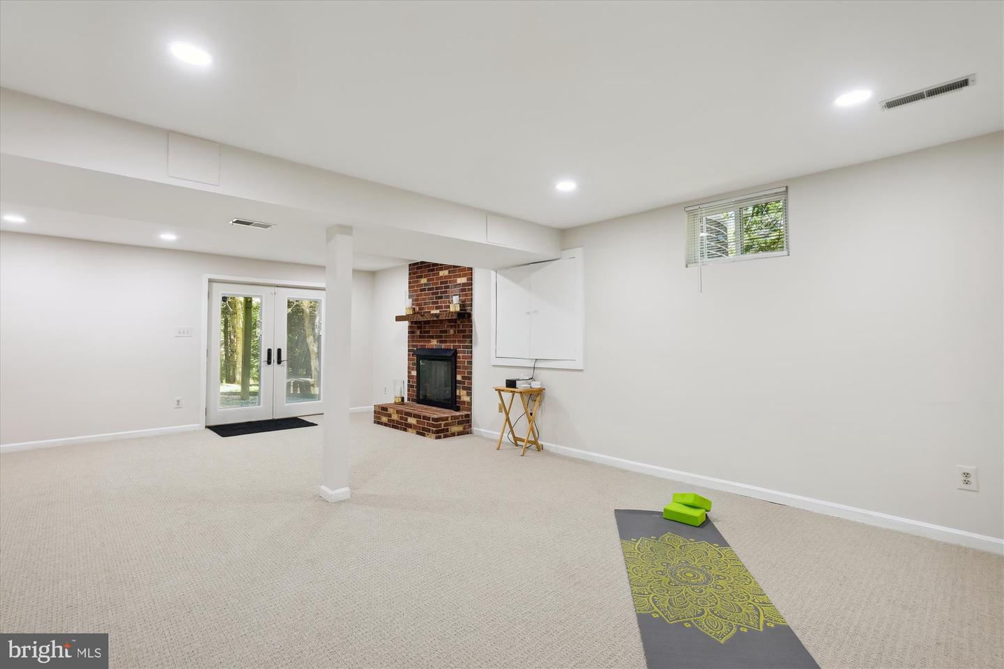 2726 Valestra Cir