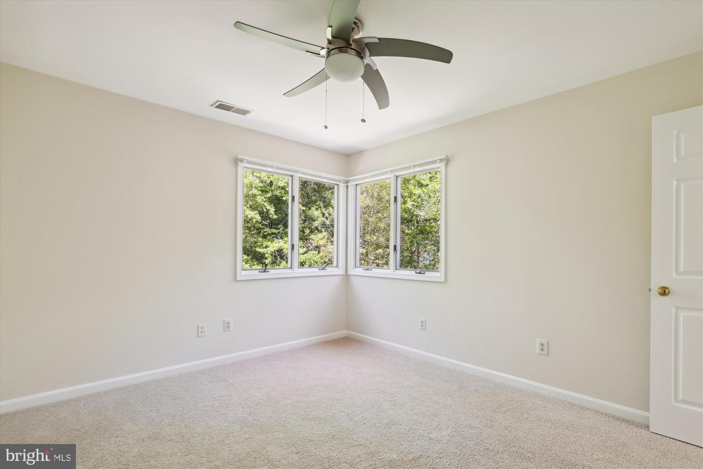 2726 Valestra Cir