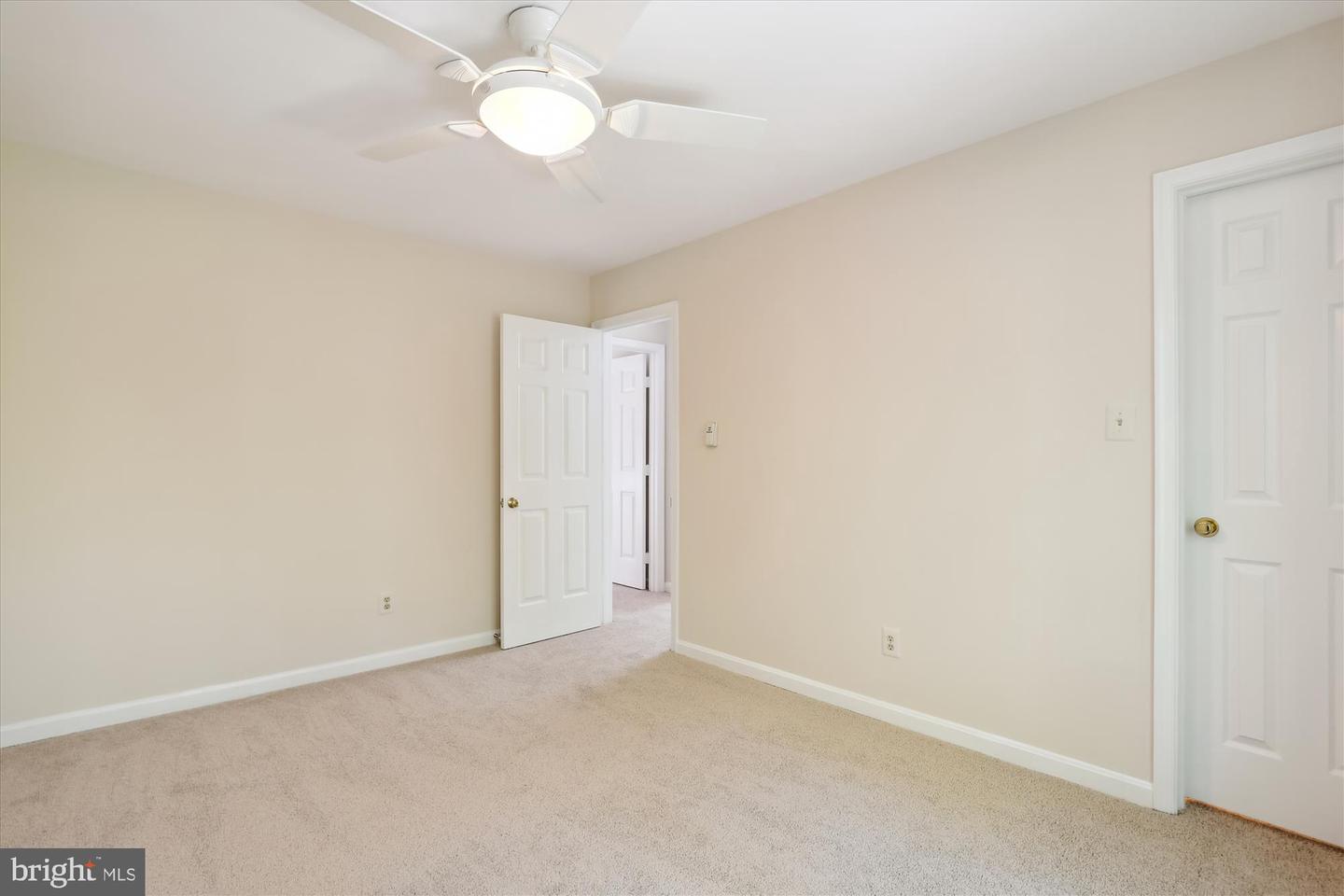 2726 Valestra Cir