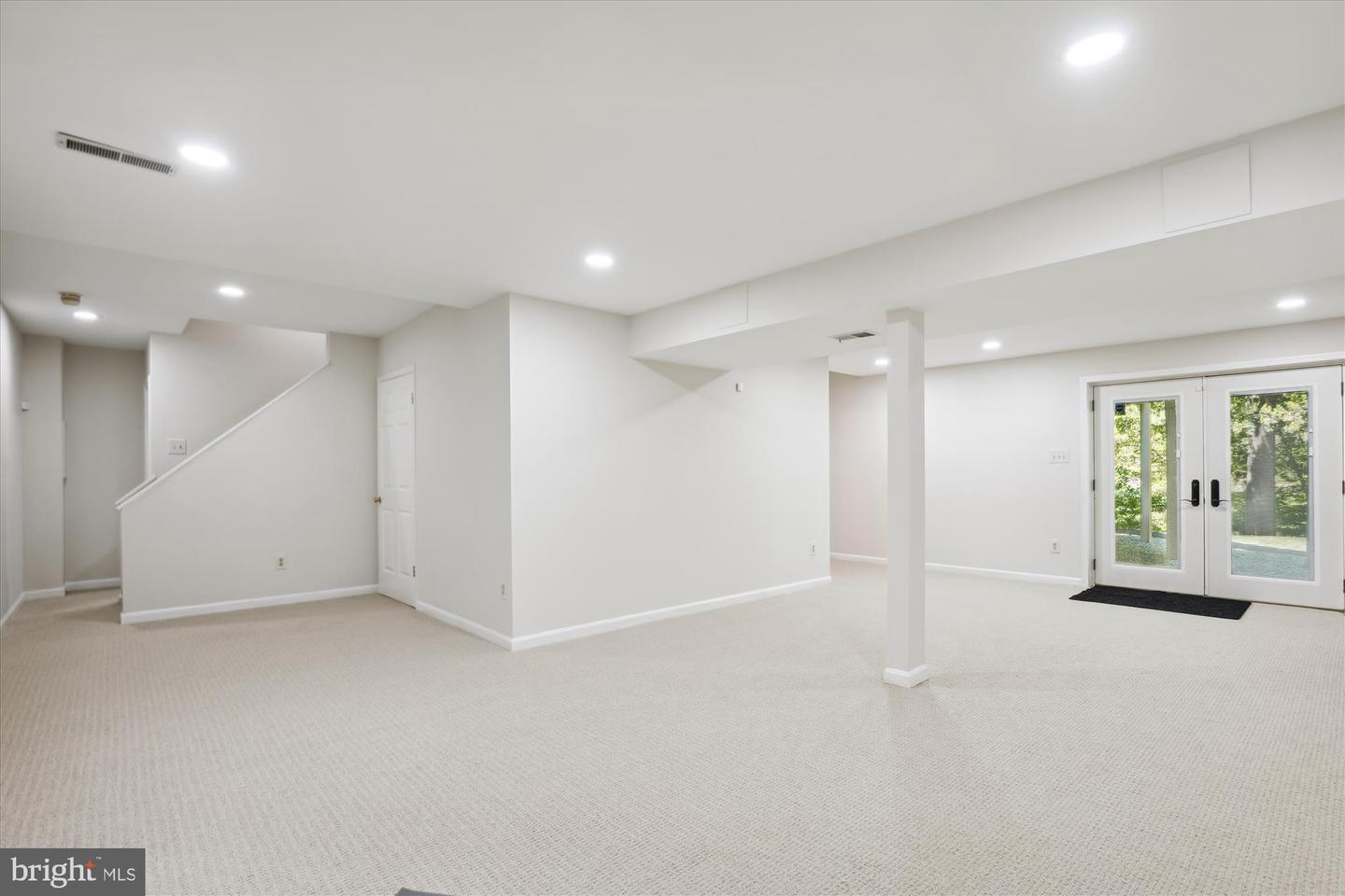 2726 Valestra Cir