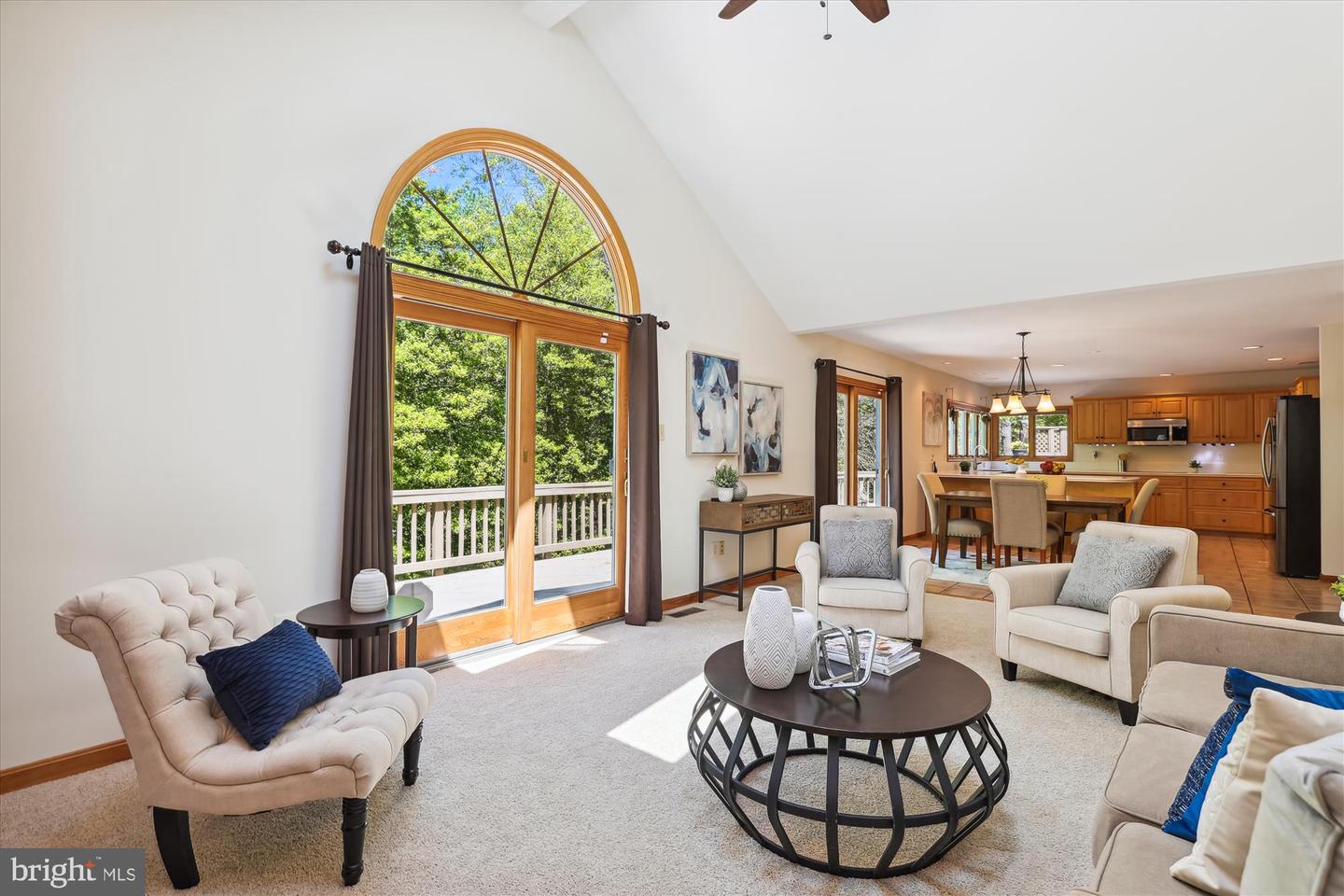 2726 Valestra Cir