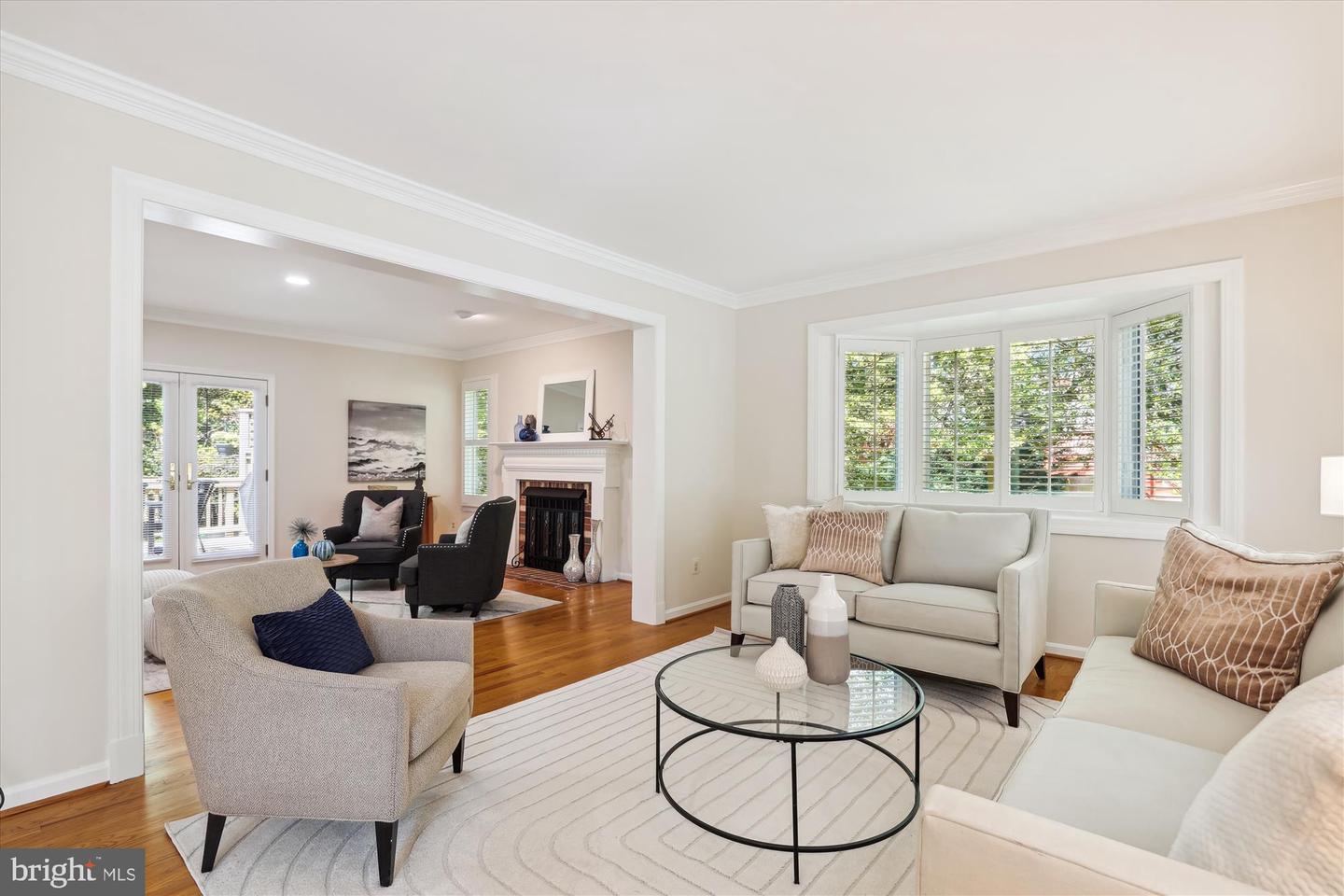 2726 Valestra Cir