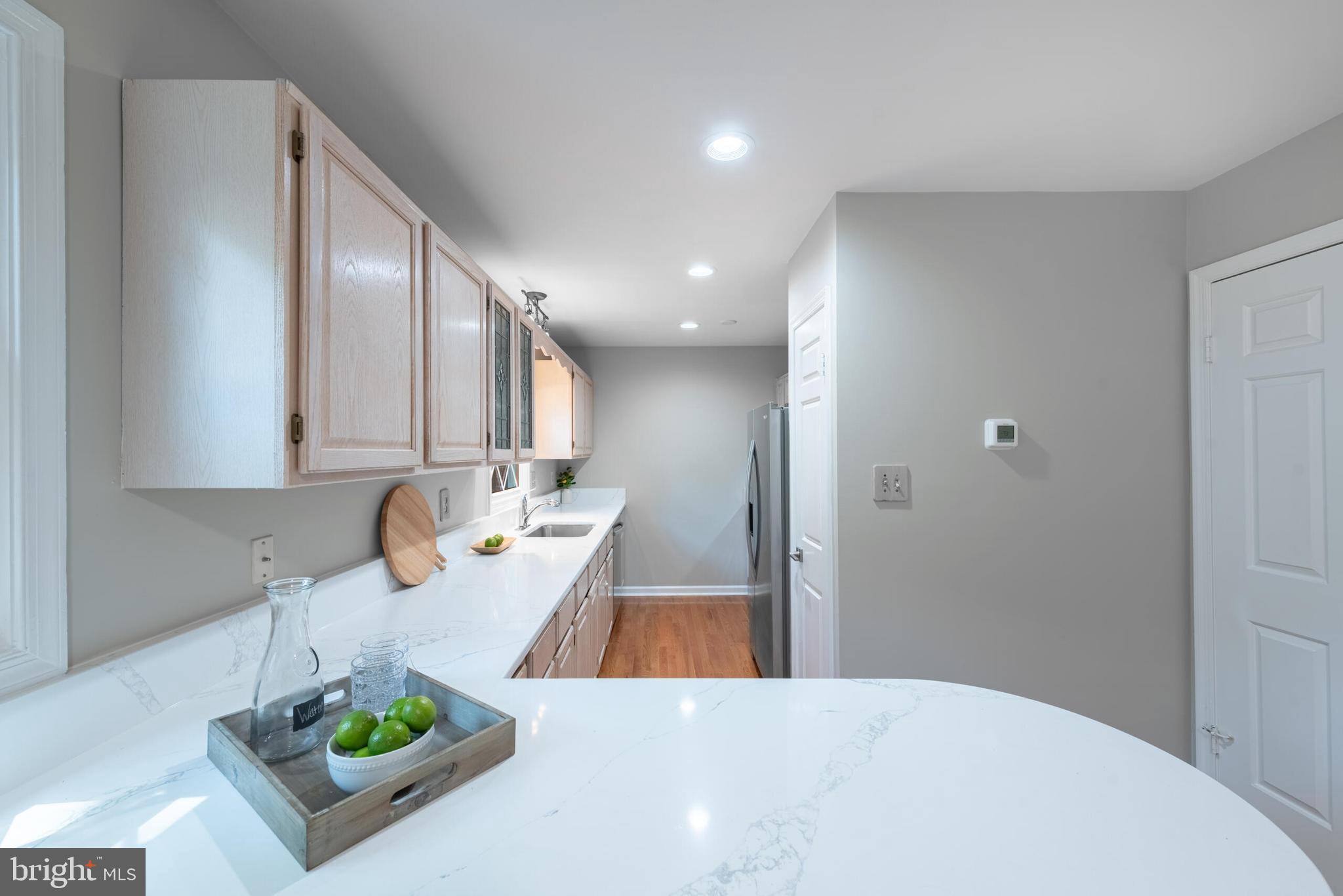 9807 Pebble Weigh Ct