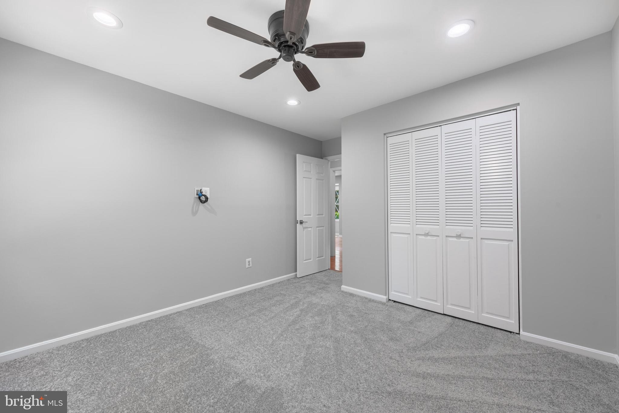 9807 Pebble Weigh Ct