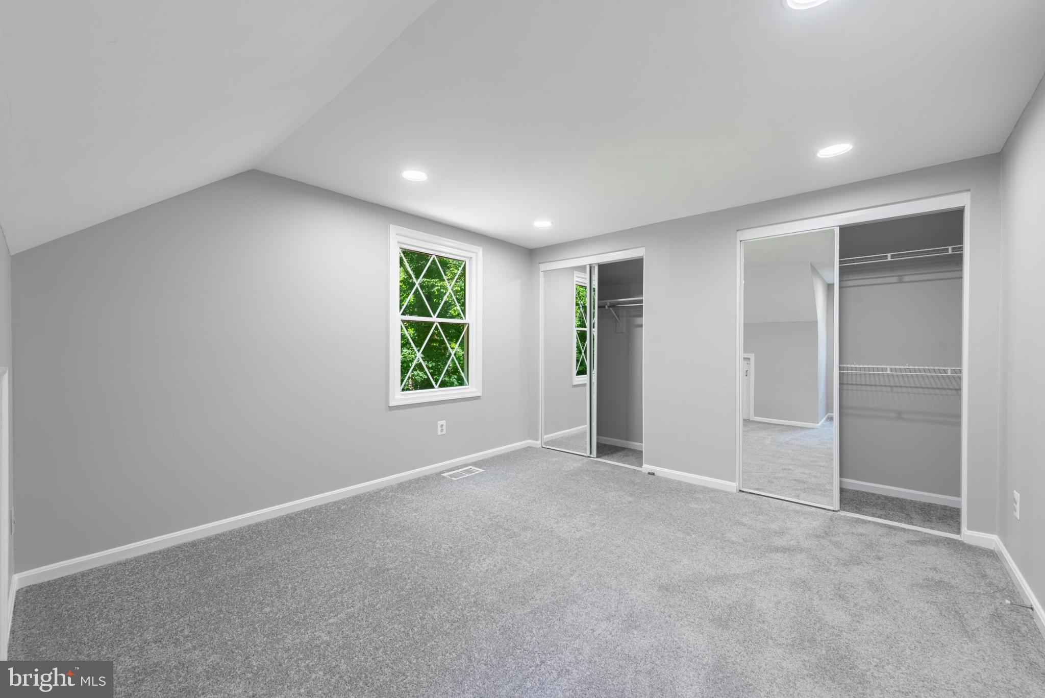 9807 Pebble Weigh Ct