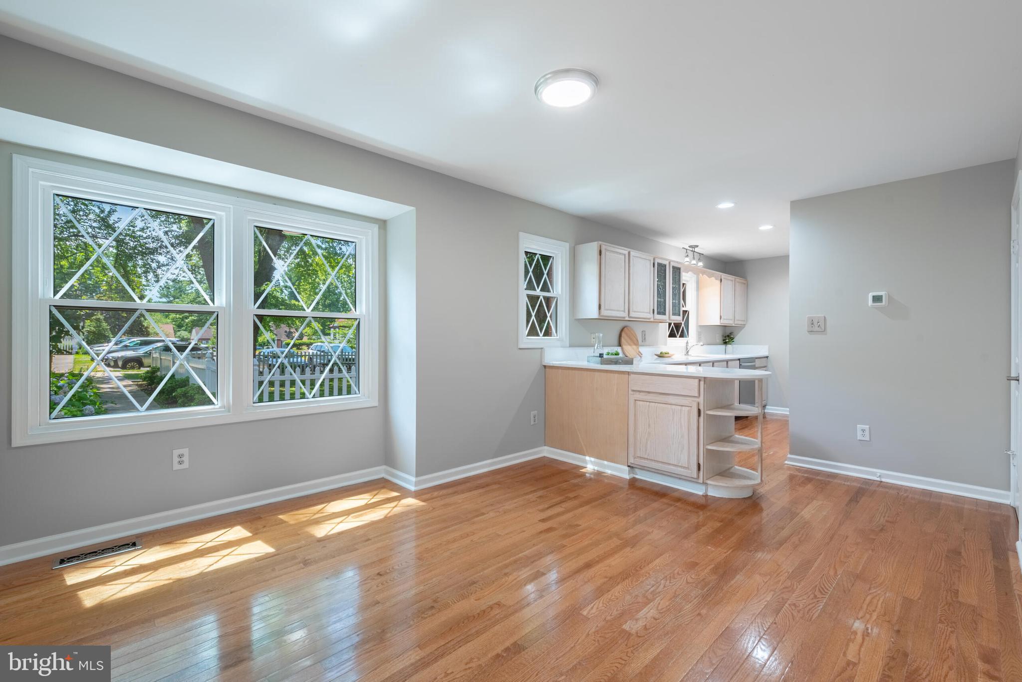 9807 Pebble Weigh Ct