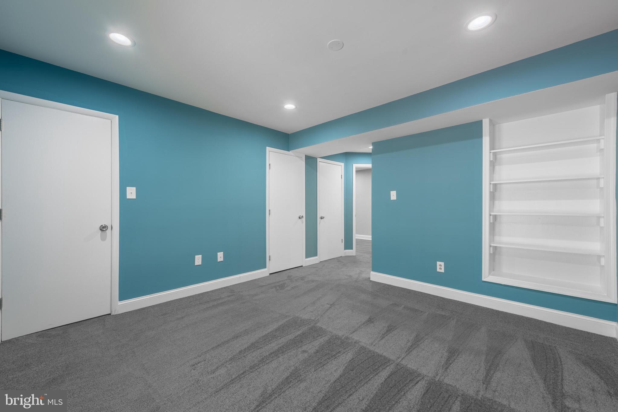 9807 Pebble Weigh Ct