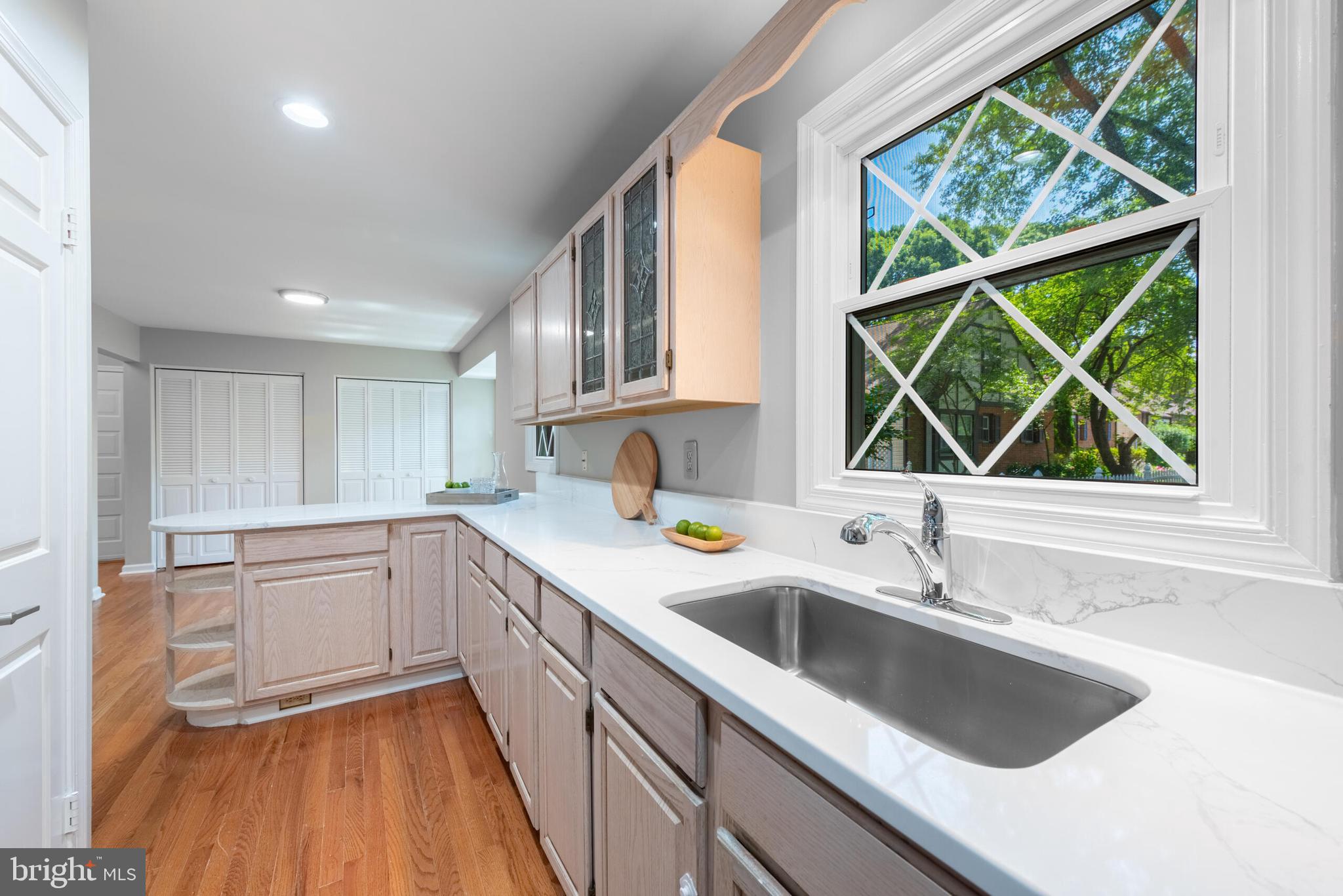 9807 Pebble Weigh Ct