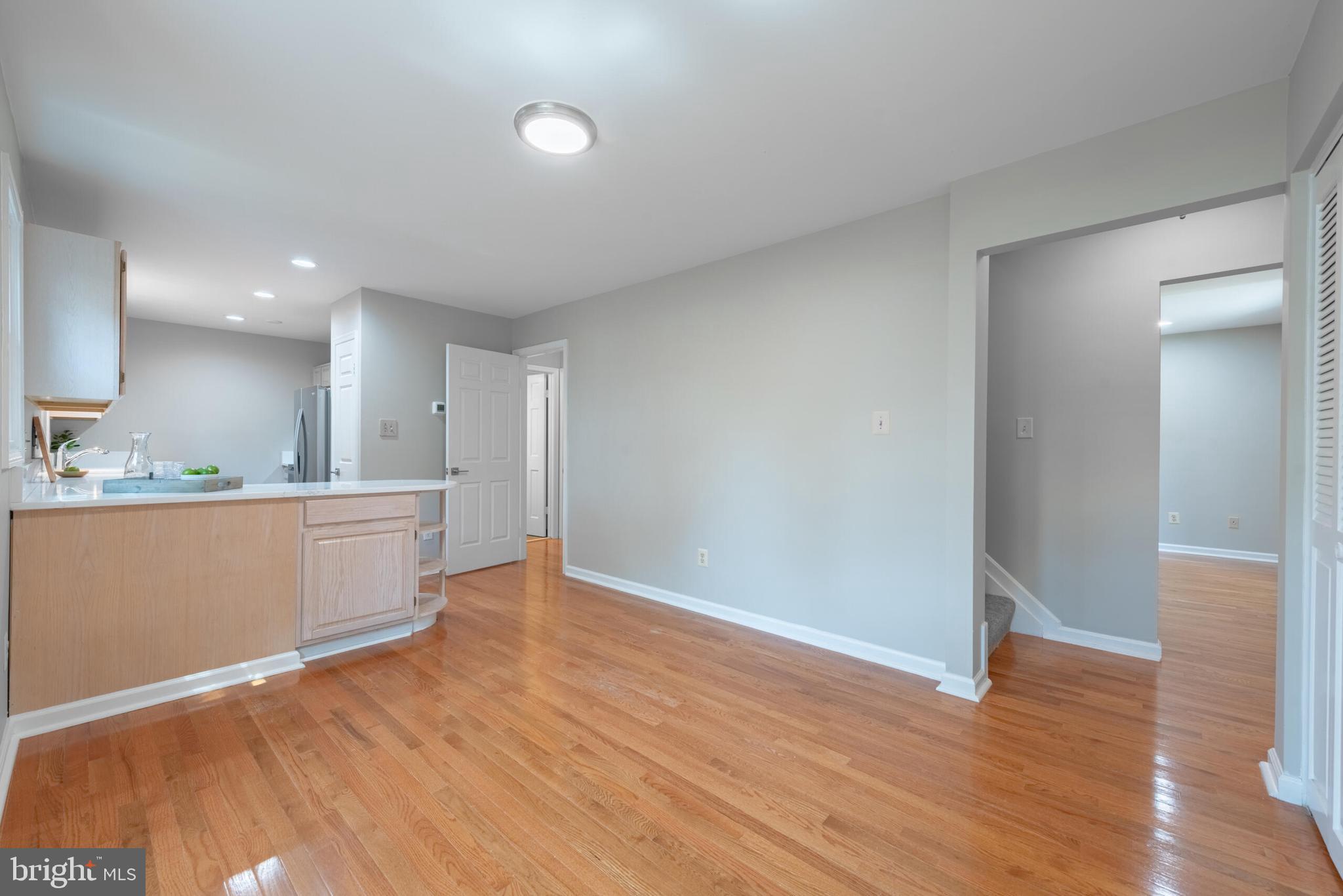 9807 Pebble Weigh Ct