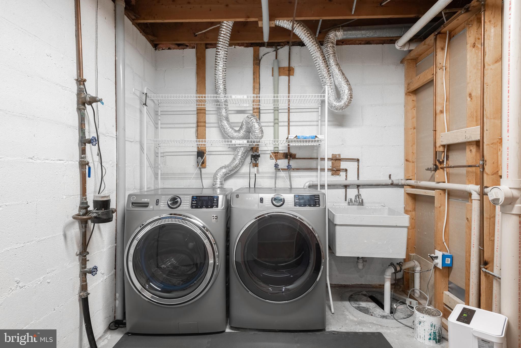 9807 Pebble Weigh Ct