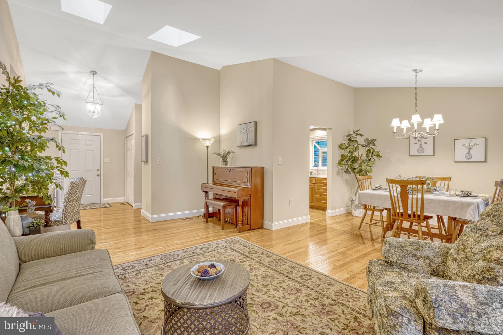 5917 New England Woods Dr