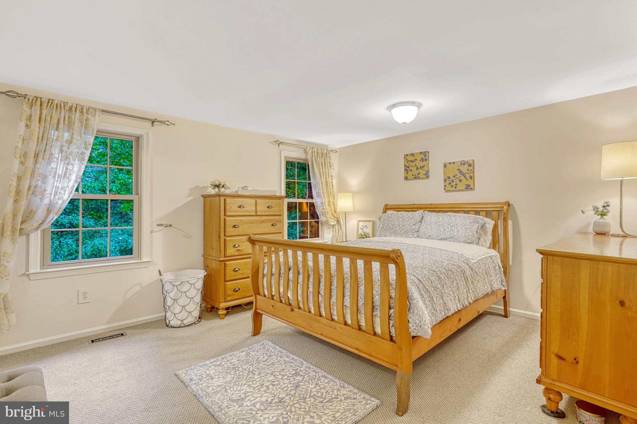 5917 New England Woods Dr