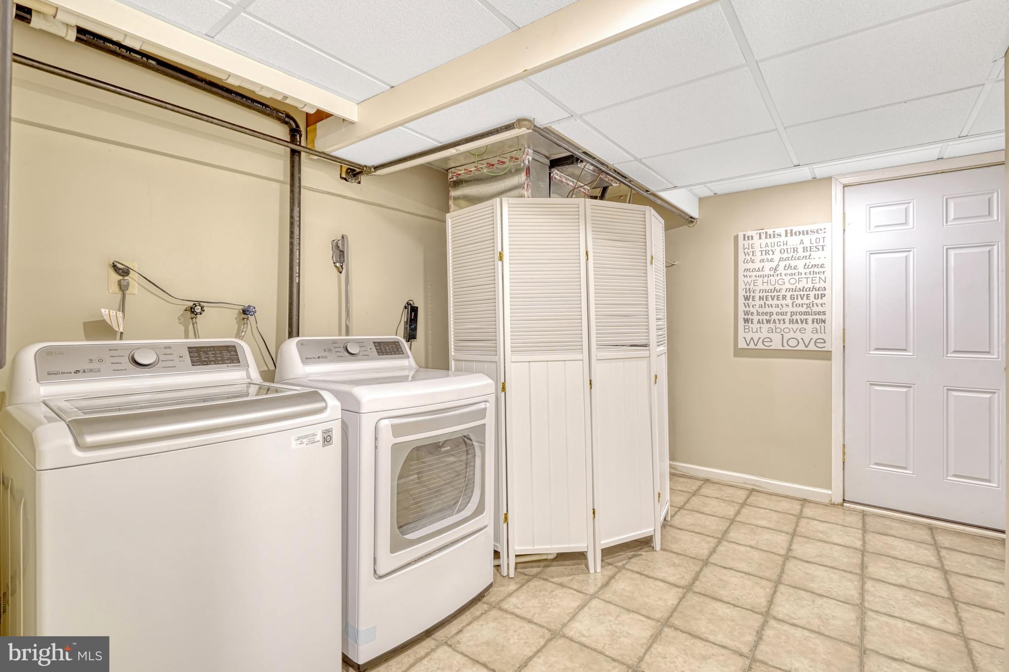 5917 New England Woods Dr