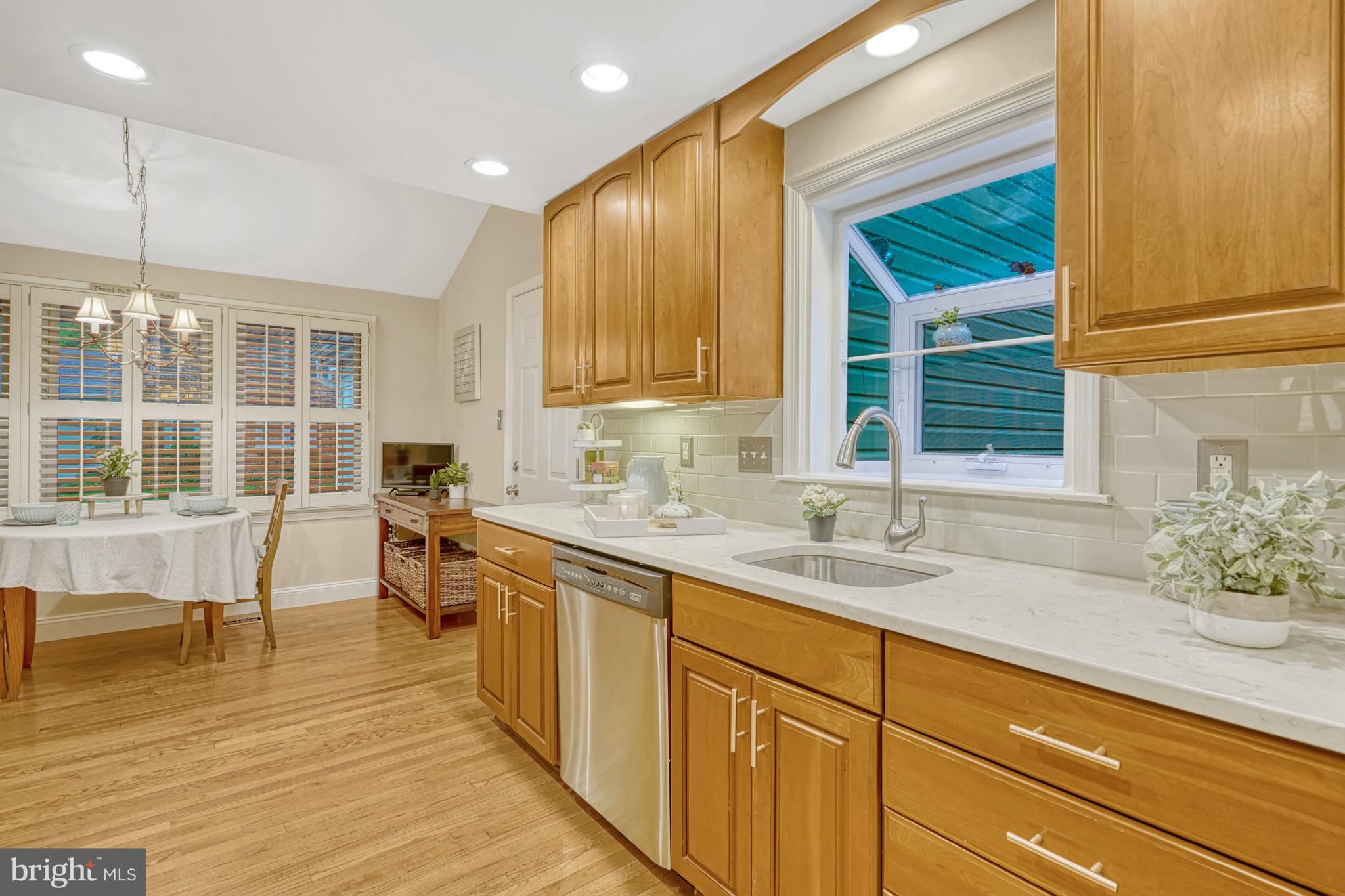 5917 New England Woods Dr