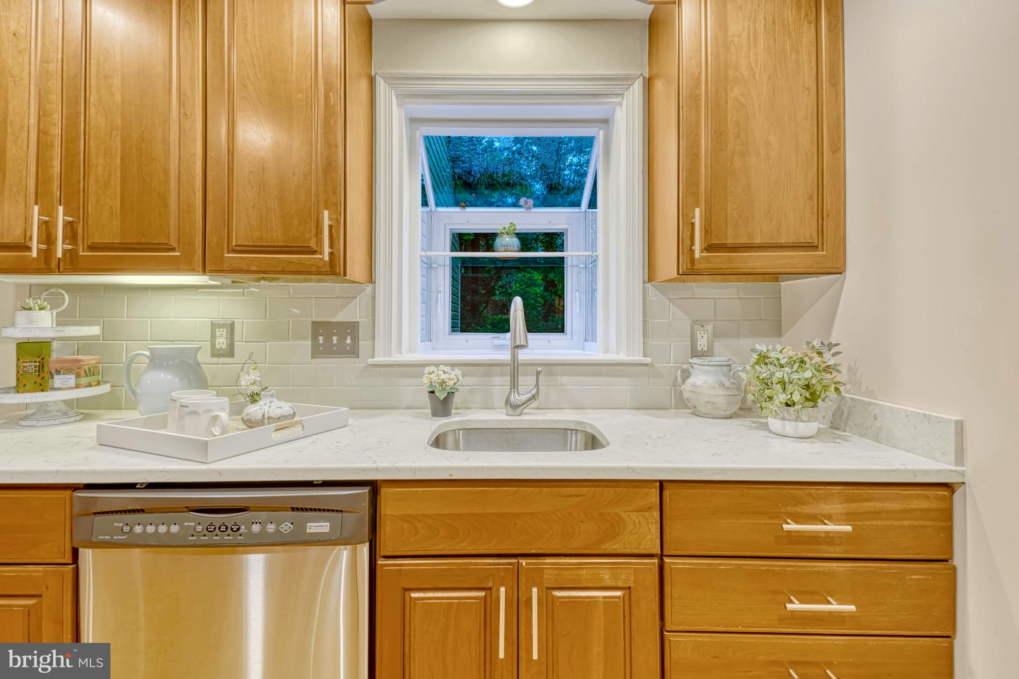 5917 New England Woods Dr