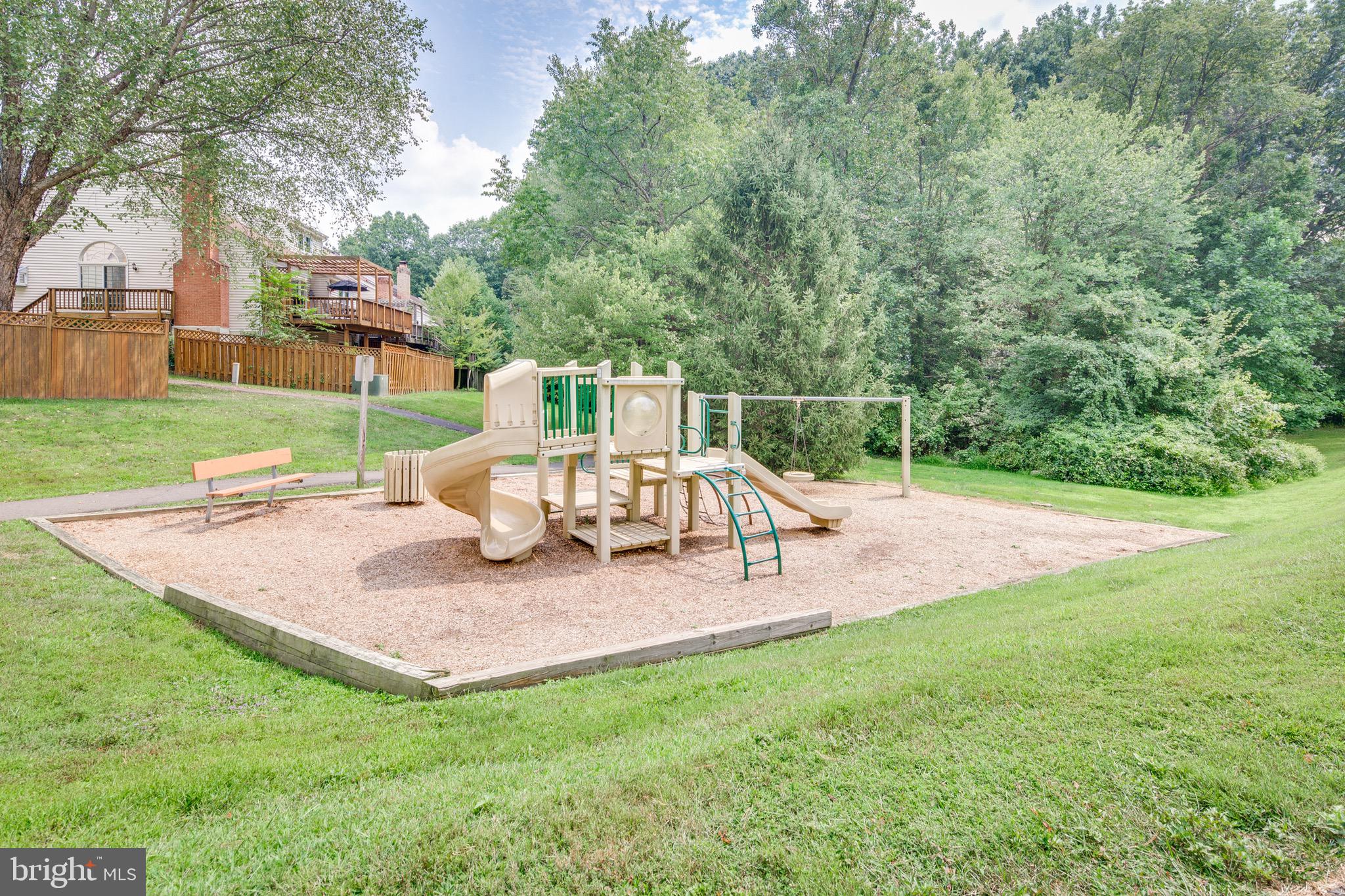 5917 New England Woods Dr