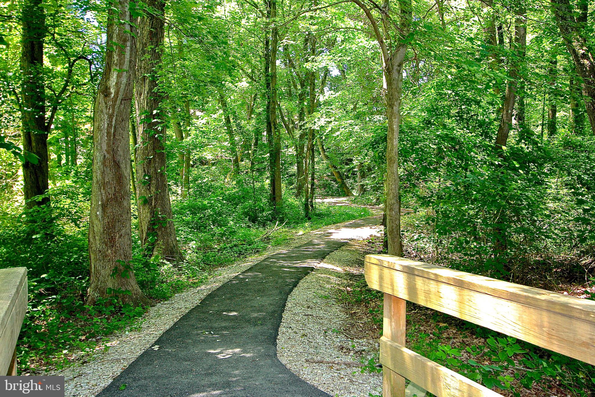 5917 New England Woods Dr