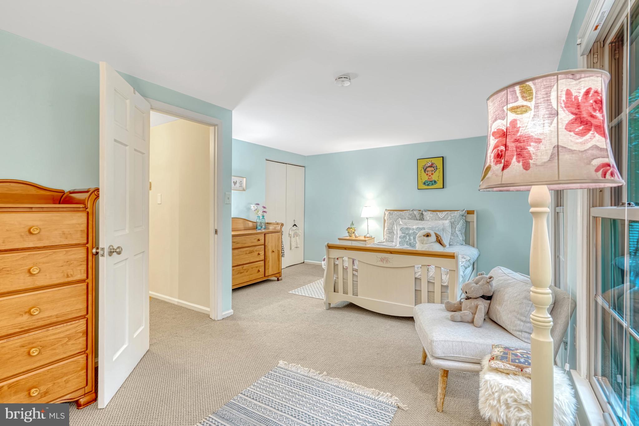 5917 New England Woods Dr