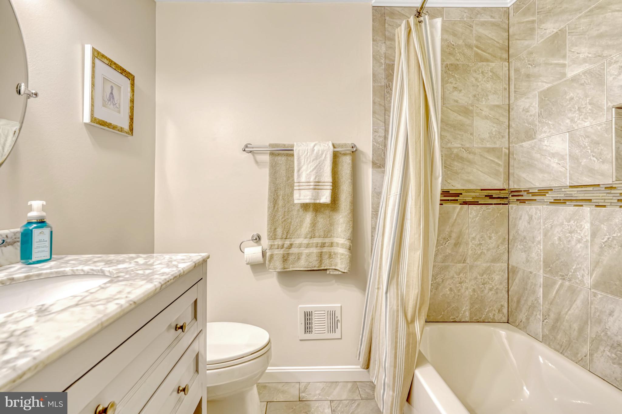 5917 New England Woods Dr