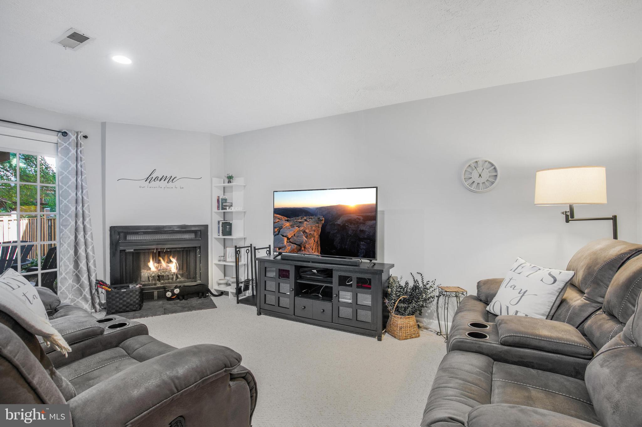 3028 Southern Elm Ct