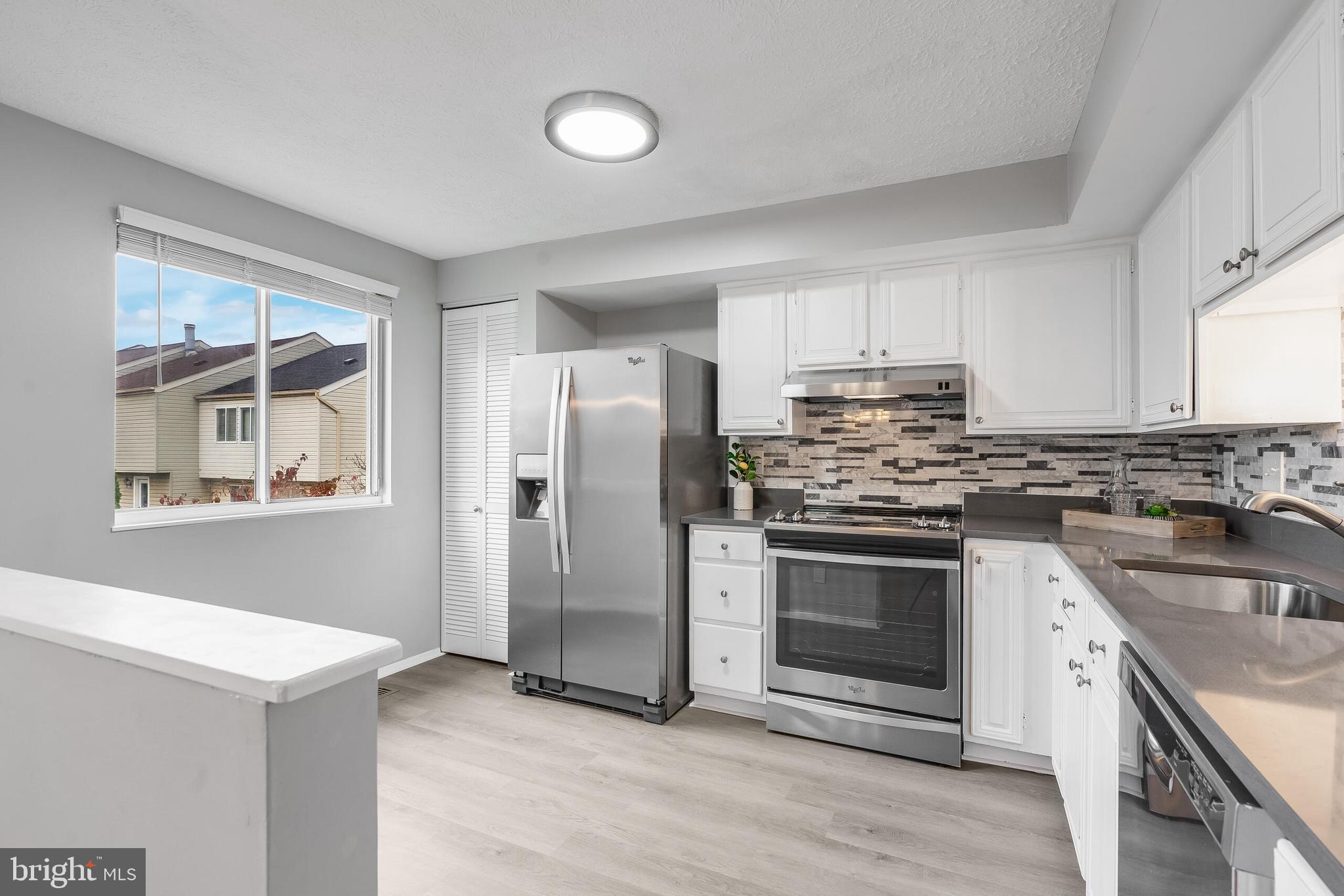 13227 Custom House Ct