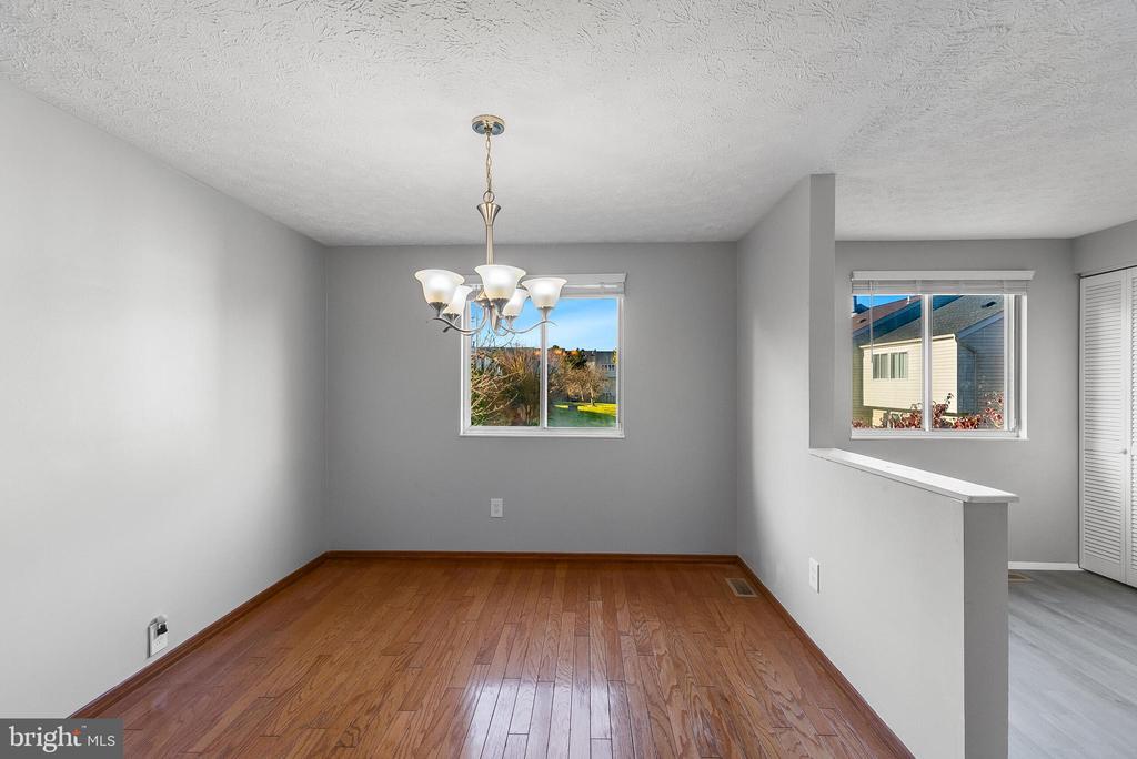 13227 Custom House Ct