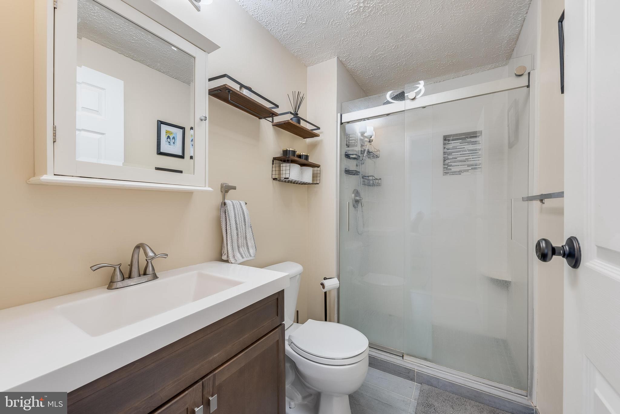 10902 Barton Hill Ct