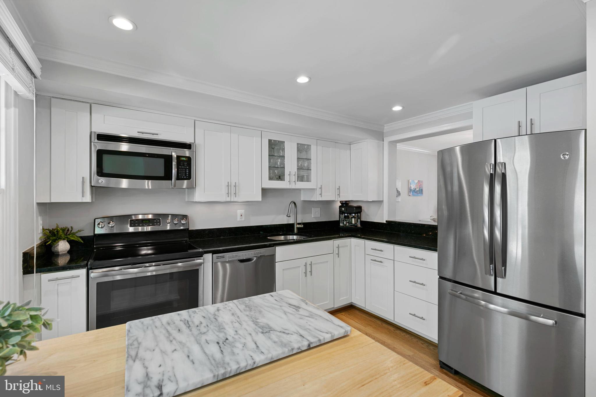 10945 Harpers Square Ct